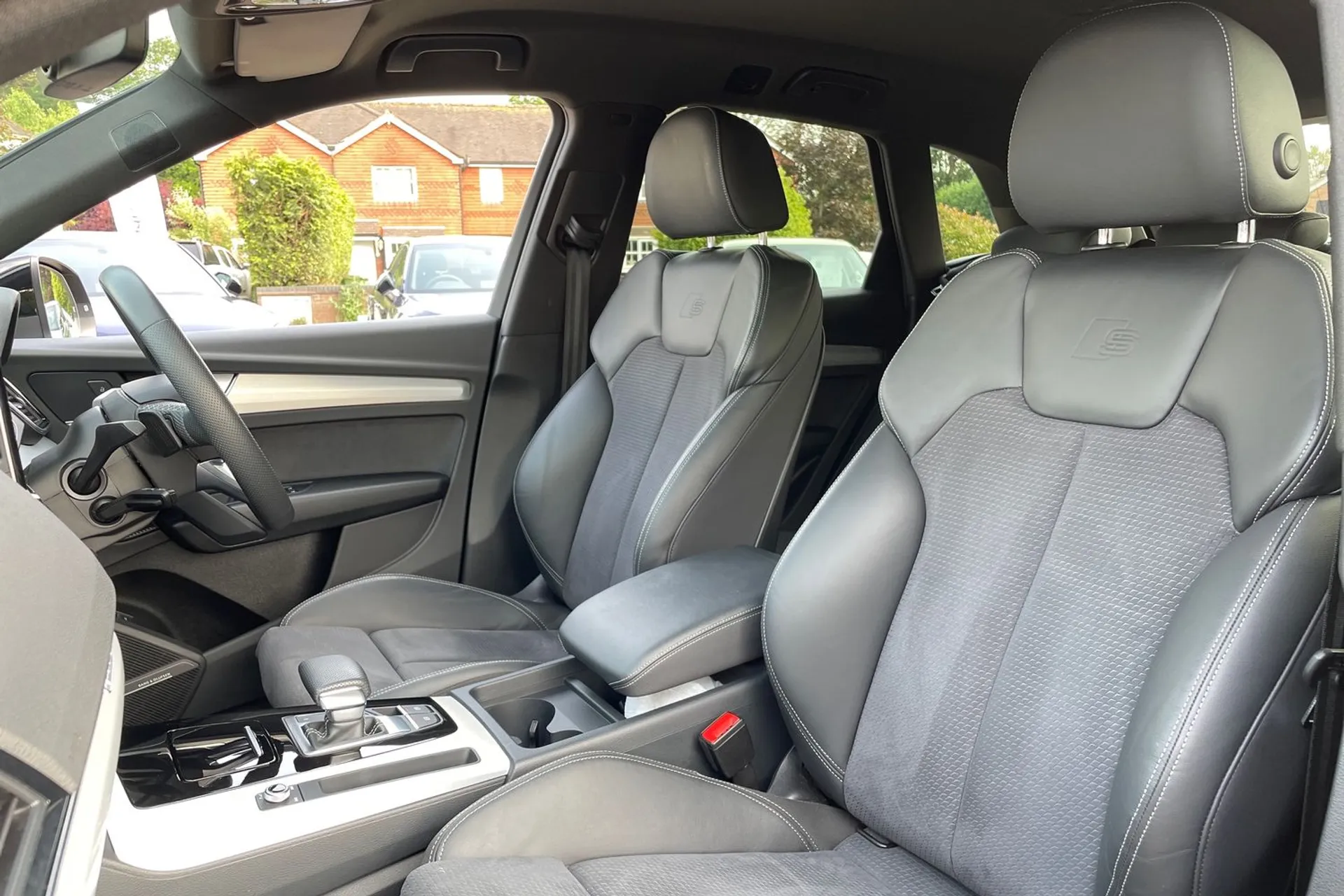 Audi Q5 thumbnail image number 29