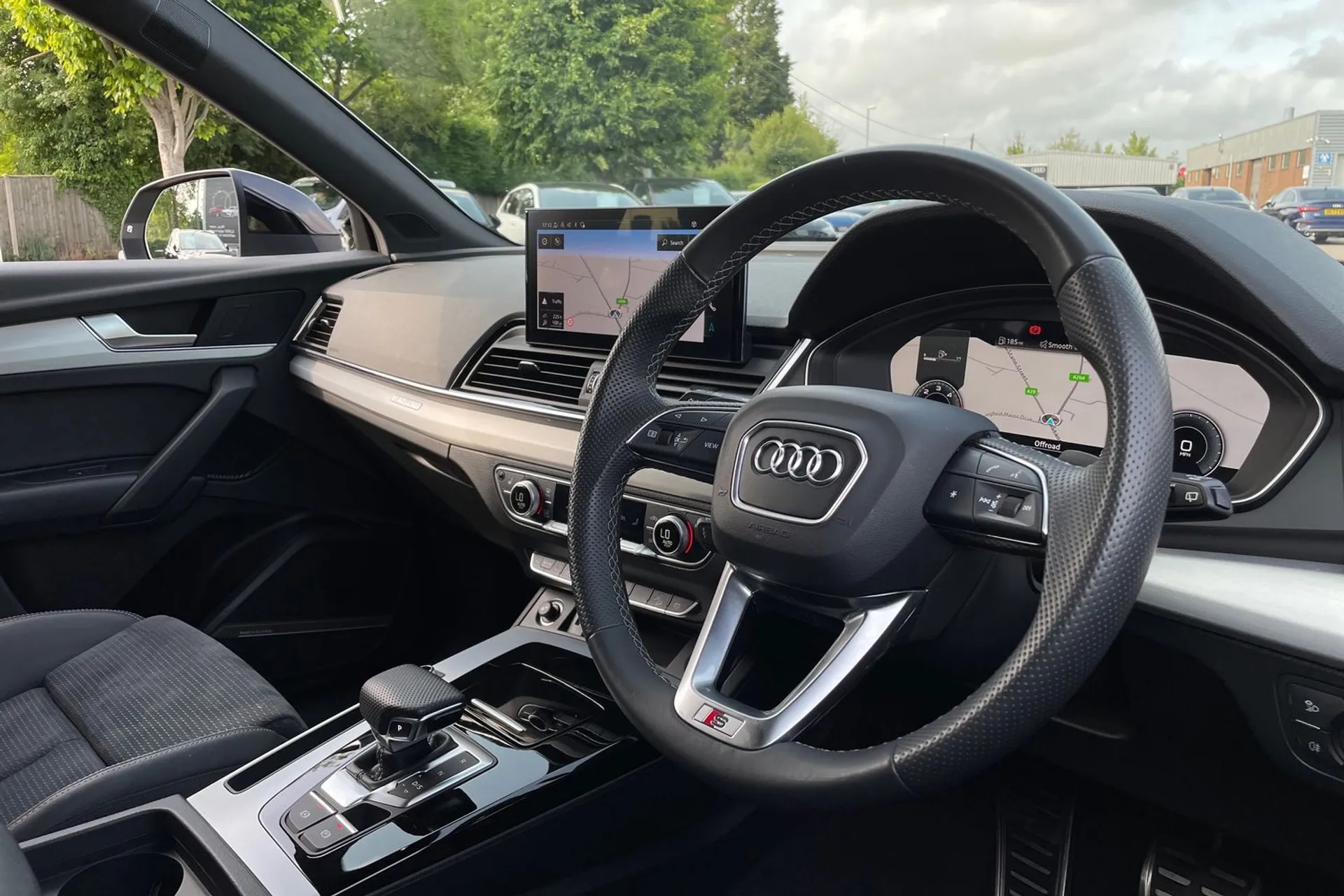 Audi Q5 thumbnail image number 27