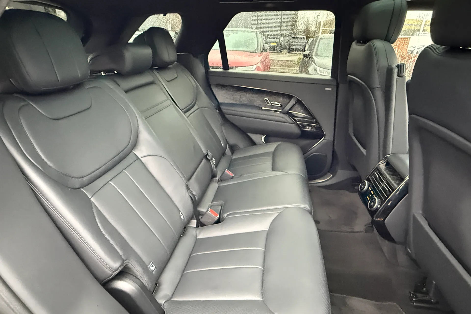 LAND ROVER RANGE ROVER SPORT thumbnail image number 36