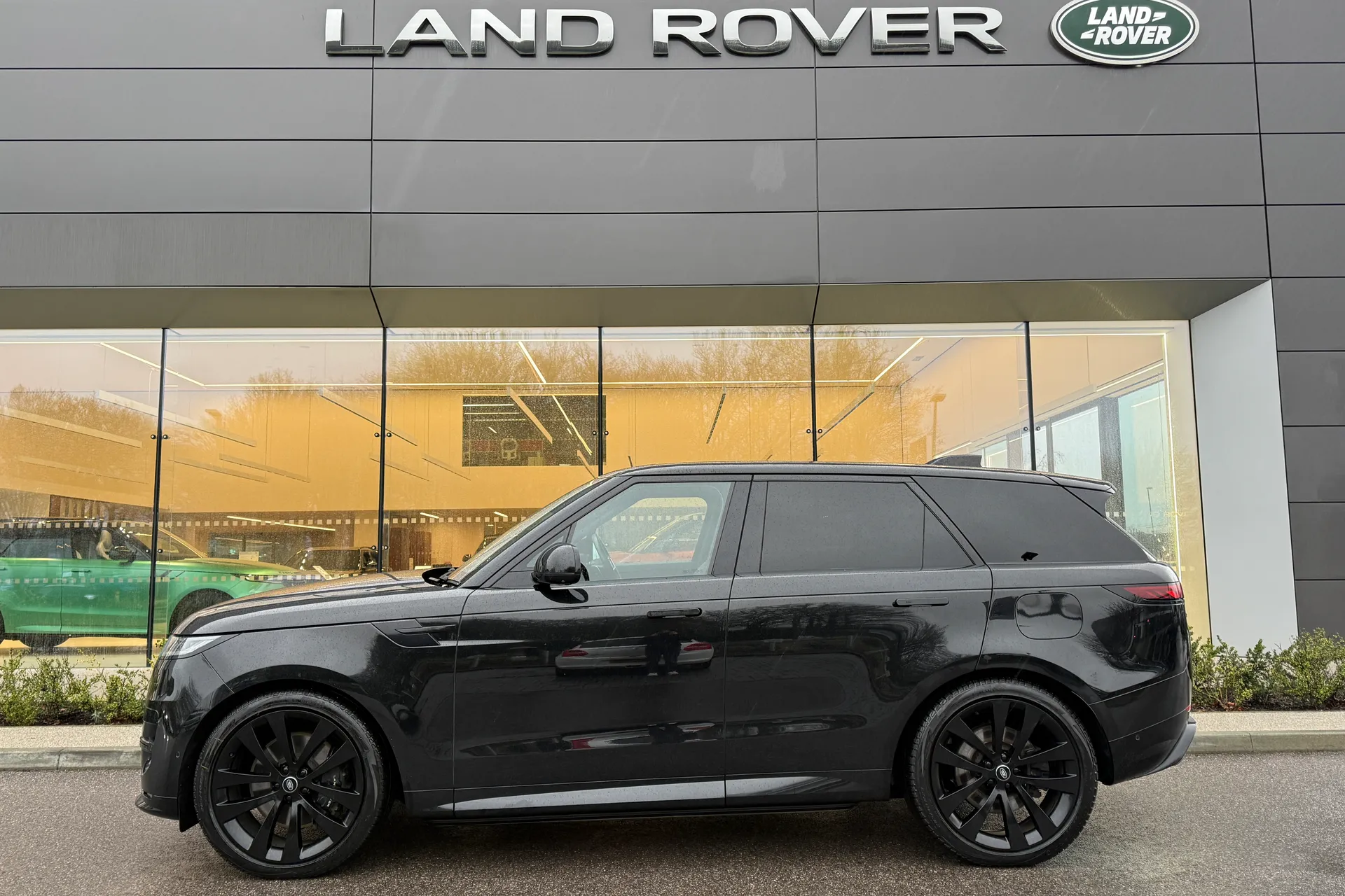 LAND ROVER RANGE ROVER SPORT thumbnail image number 10