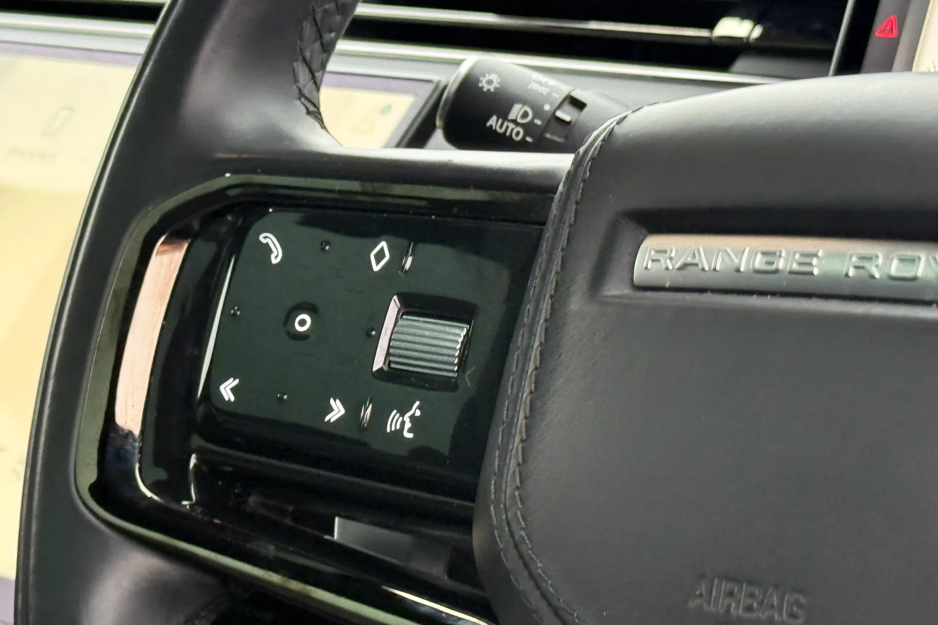 LAND ROVER RANGE ROVER SPORT thumbnail image number 49