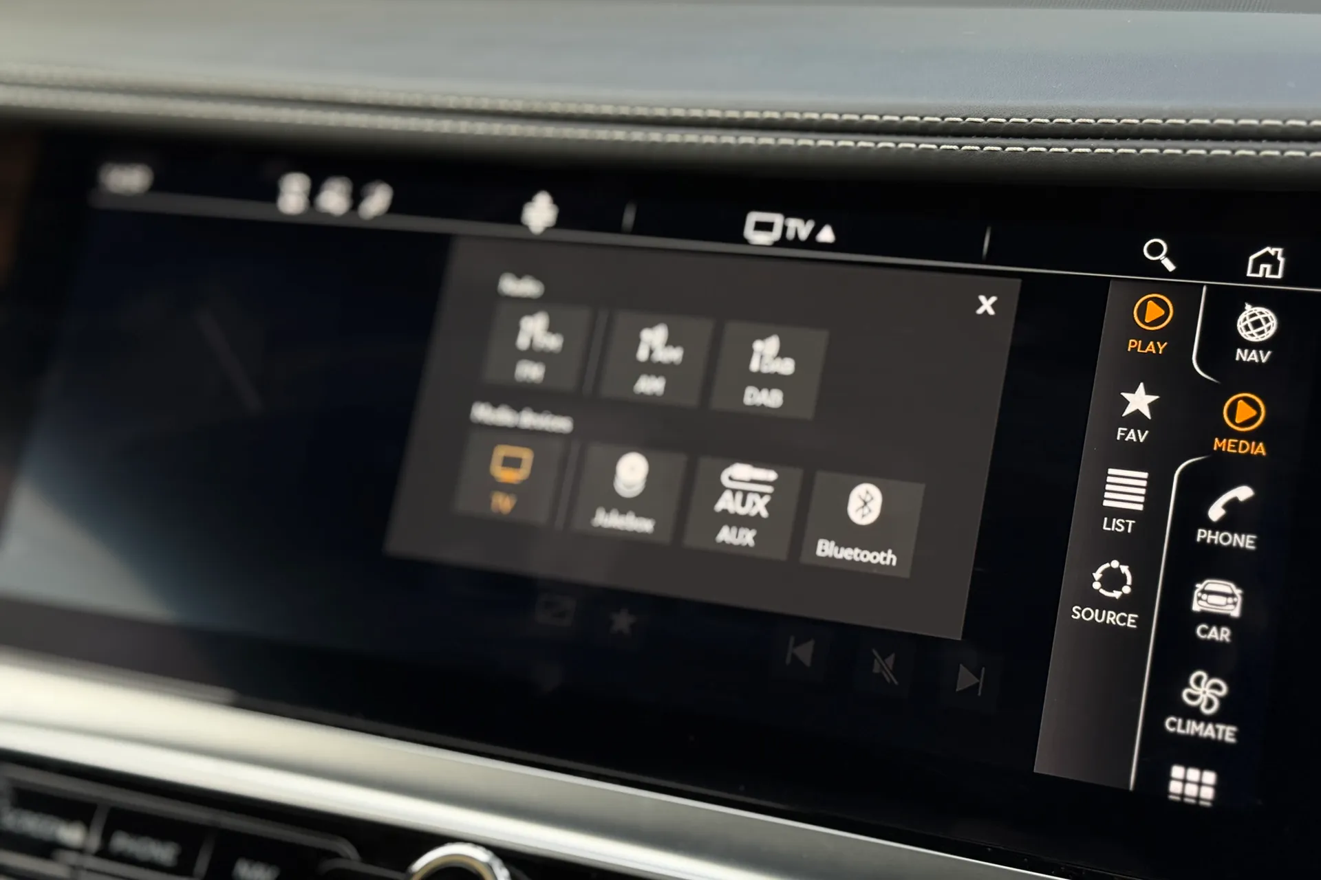 Bentley CONTINENTAL GT thumbnail image number 42