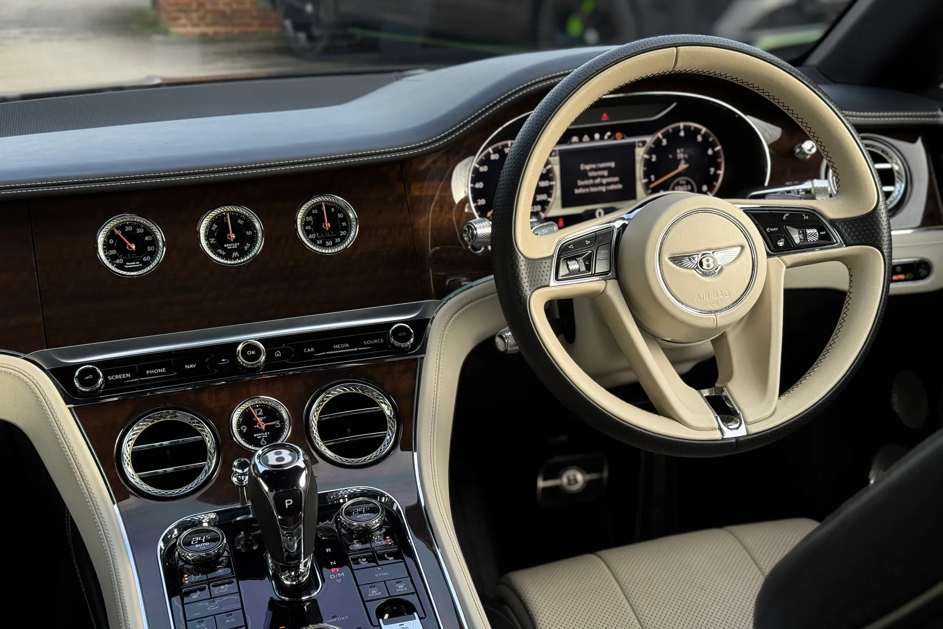 Bentley CONTINENTAL GT thumbnail image number 31