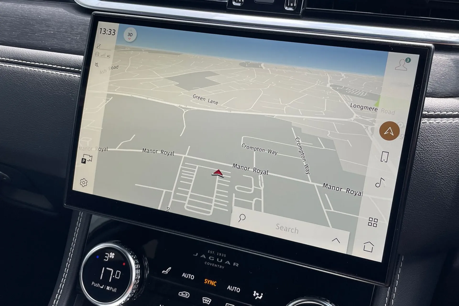 Jaguar F-PACE thumbnail image number 7