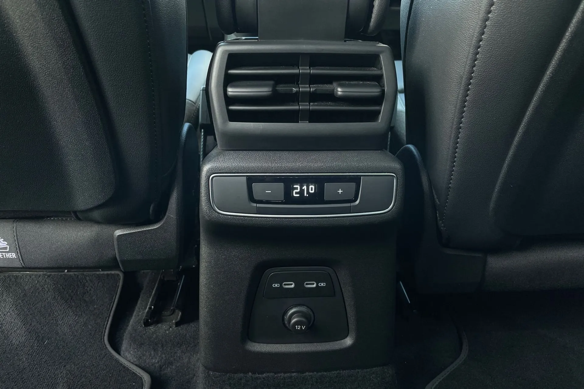 Audi Q4 thumbnail image number 48