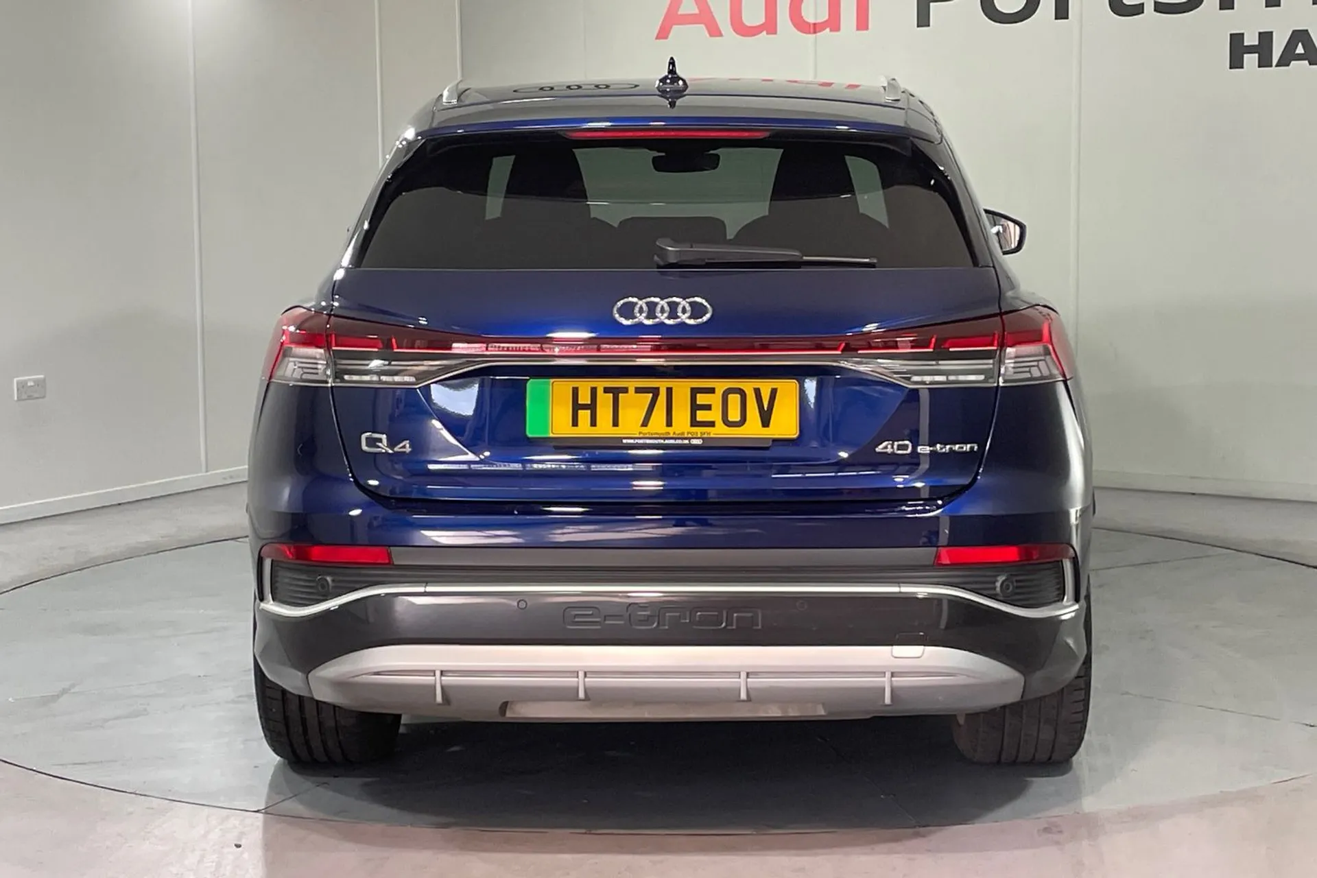 Audi Q4 thumbnail image number 7