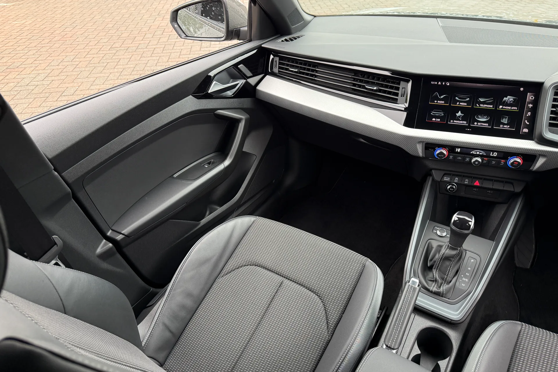 Audi A1 thumbnail image number 38