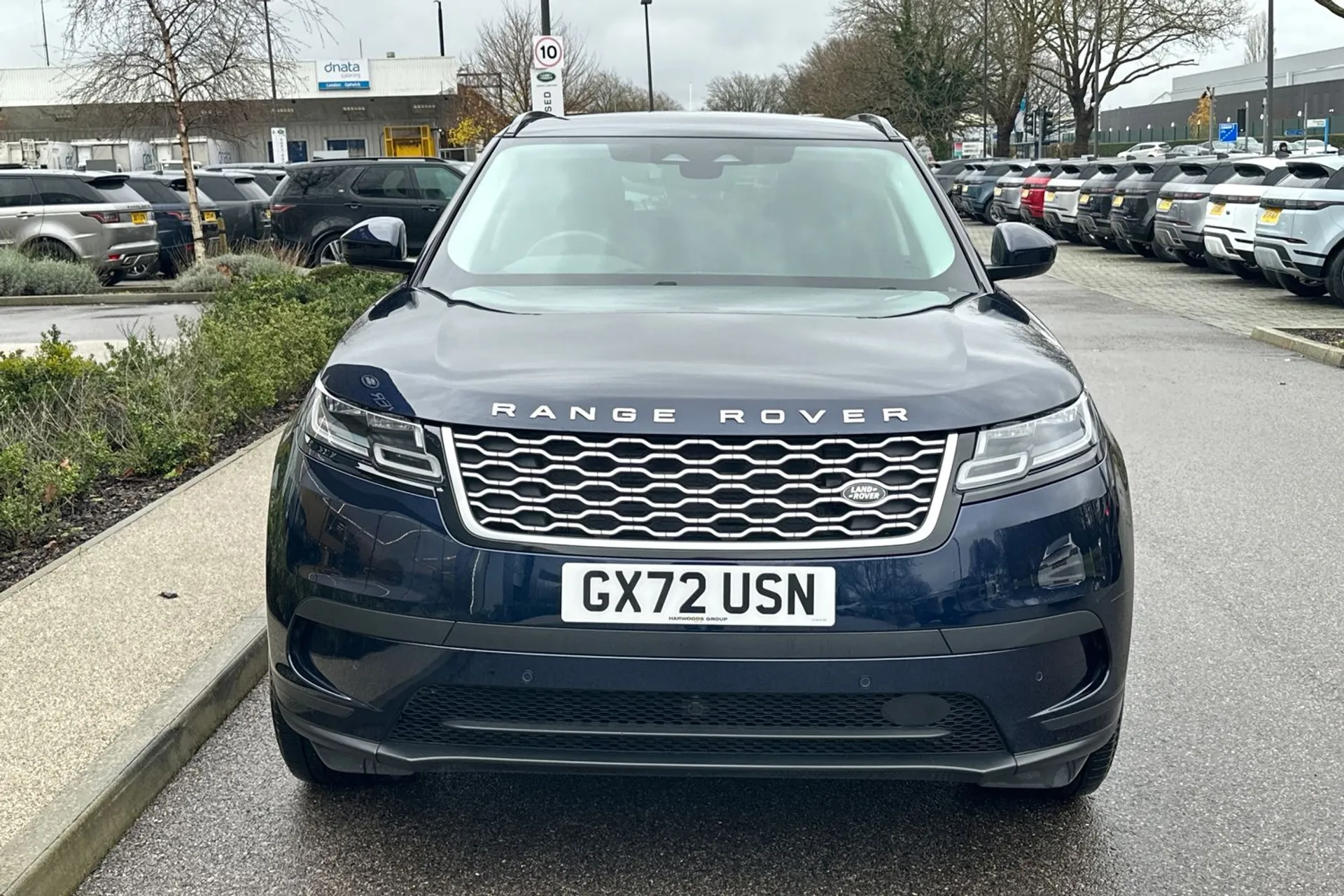 LAND ROVER RANGE ROVER VELAR thumbnail image number 16