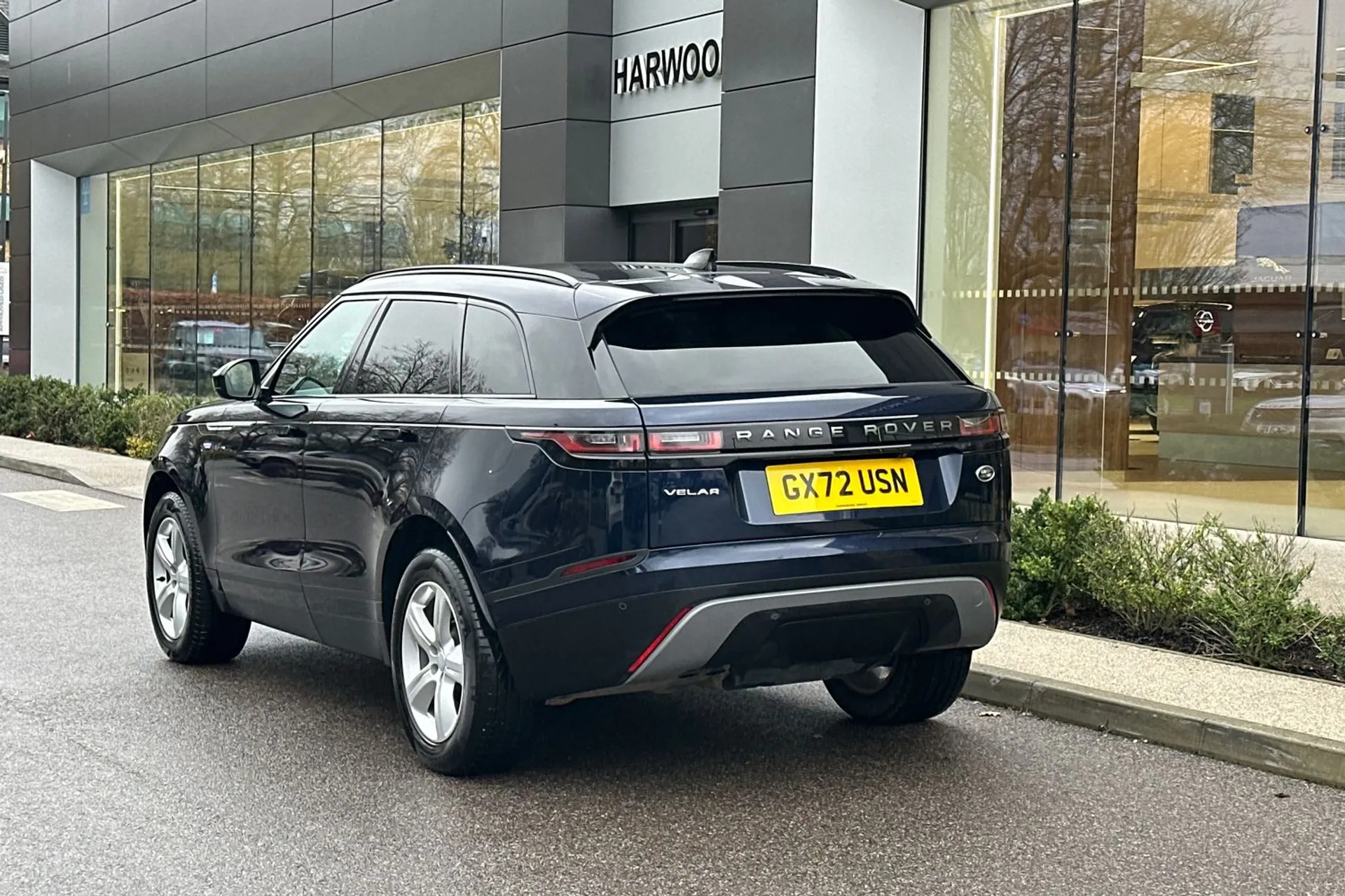 LAND ROVER RANGE ROVER VELAR thumbnail image number 14