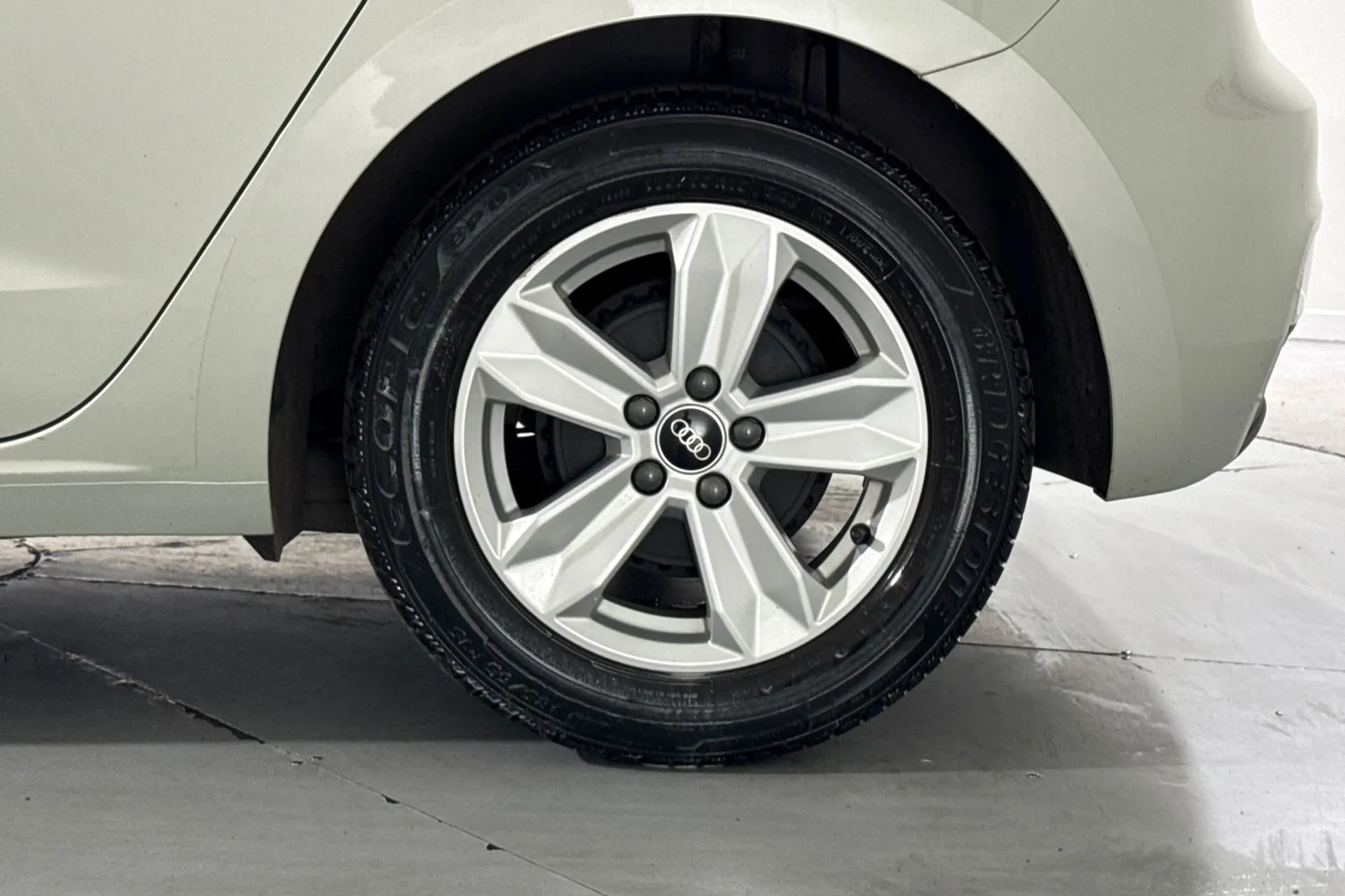 Audi A1 thumbnail image number 12
