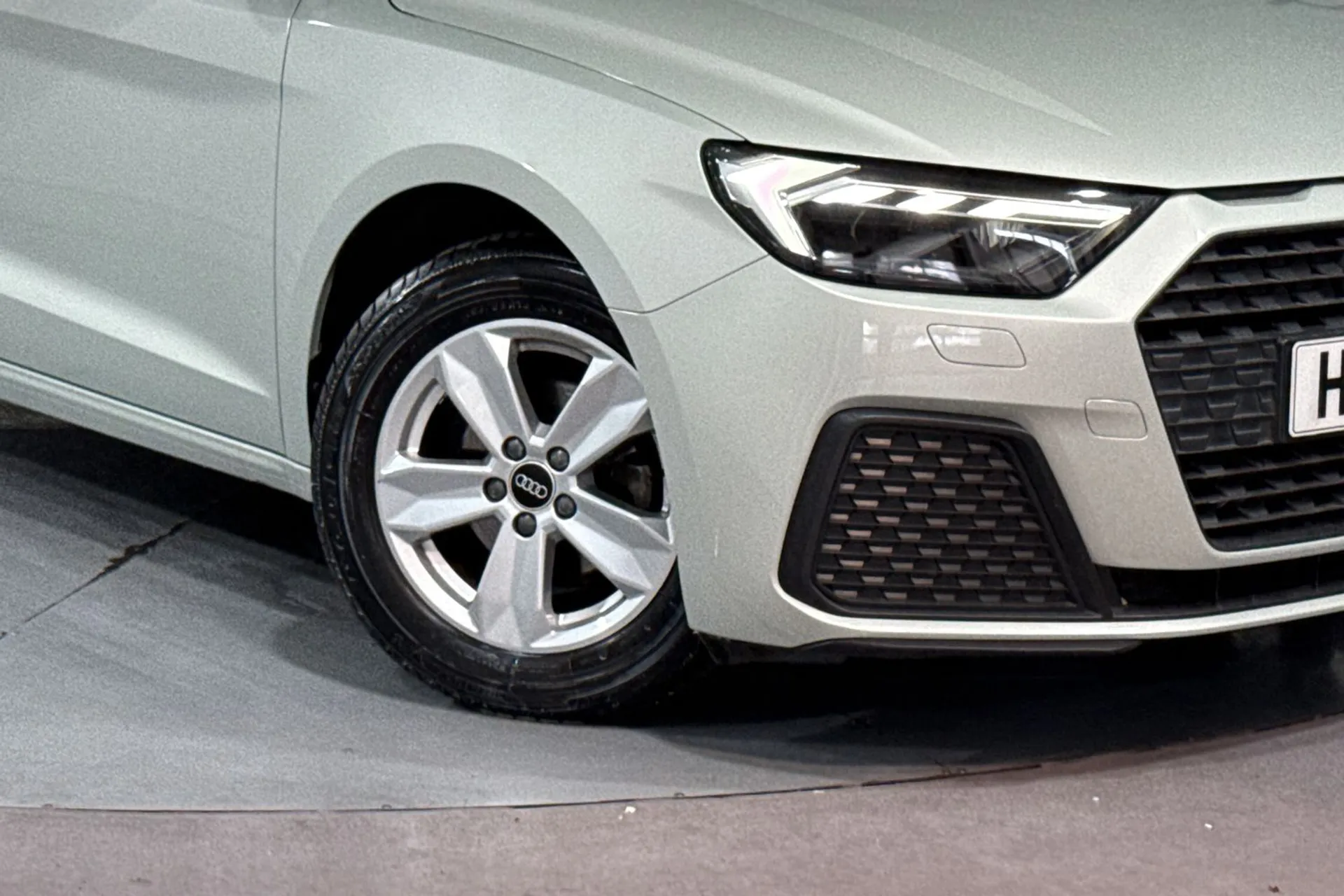 Audi A1 thumbnail image number 10