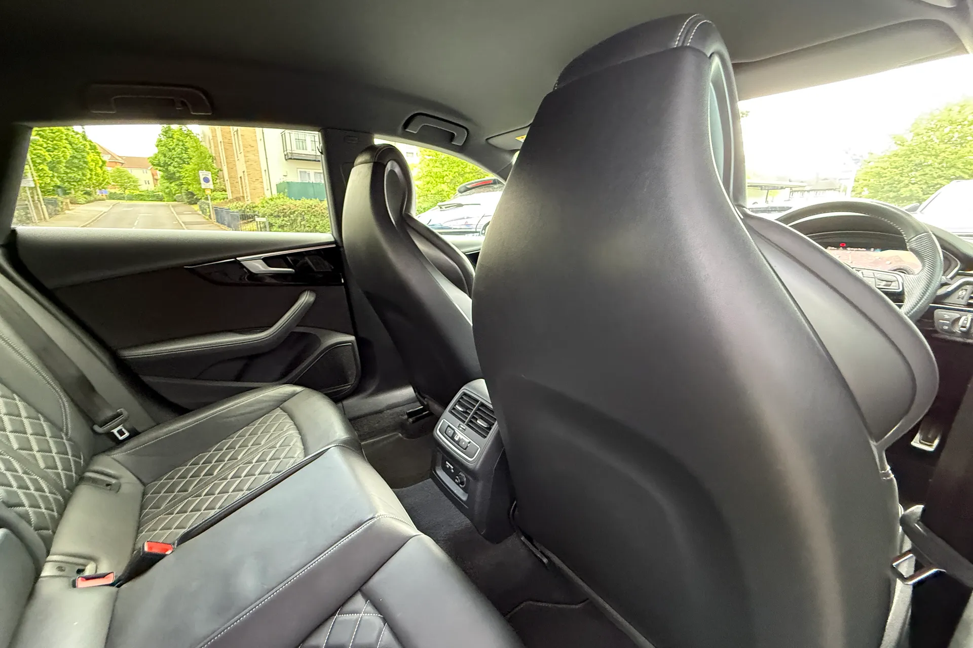 Audi A5 thumbnail image number 44
