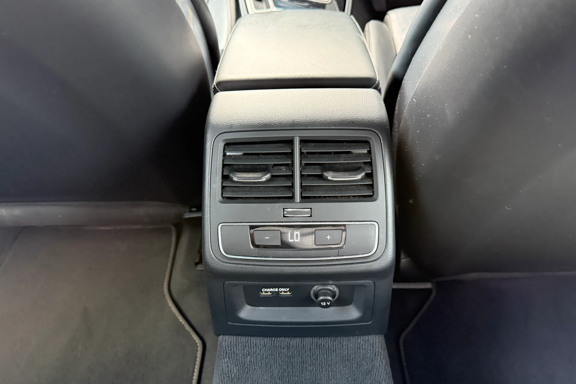 Audi A5 thumbnail image number 46