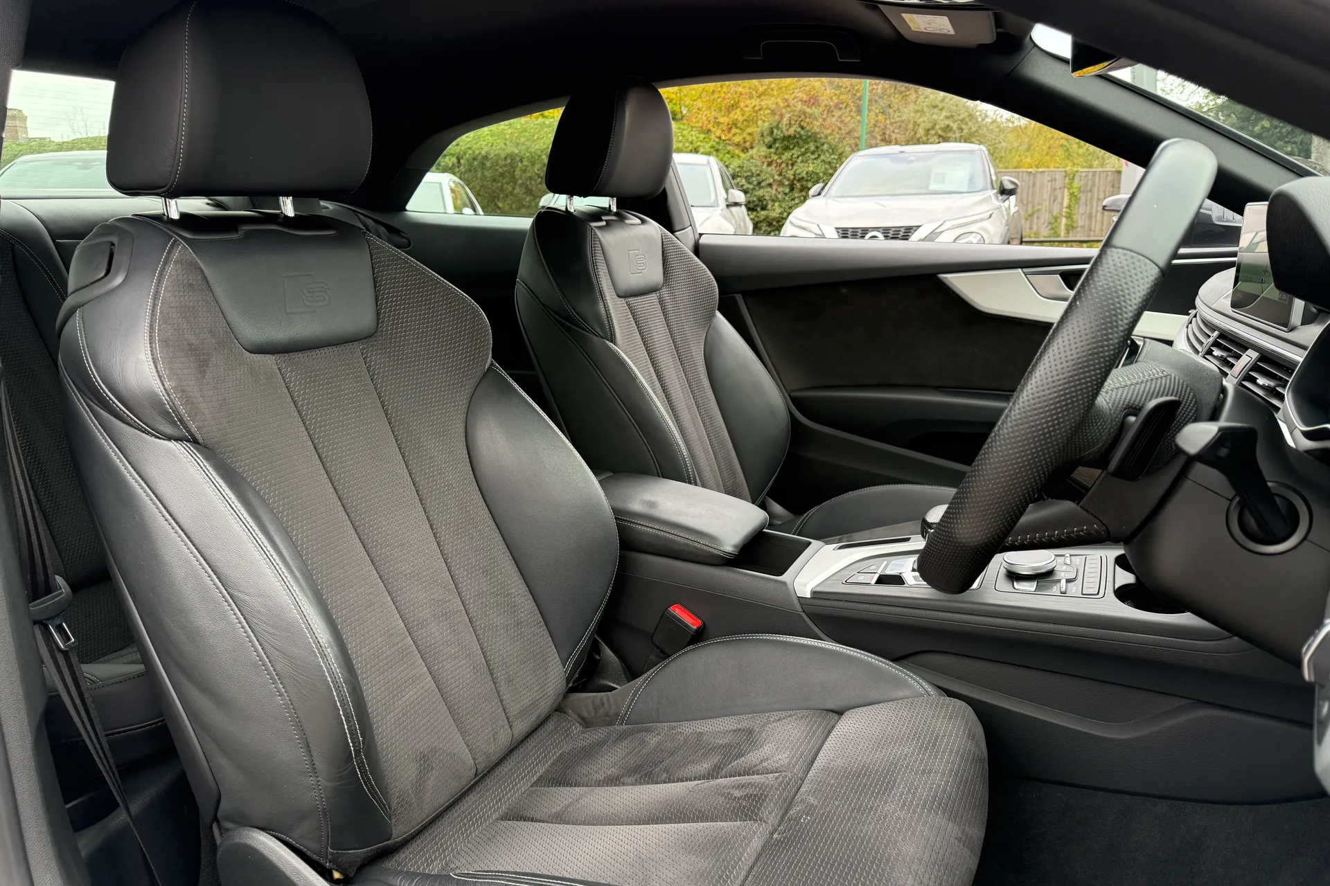 Audi A5 thumbnail image number 26