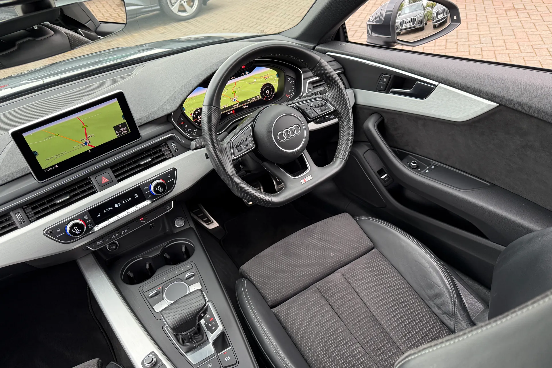 Audi A5 thumbnail image number 40