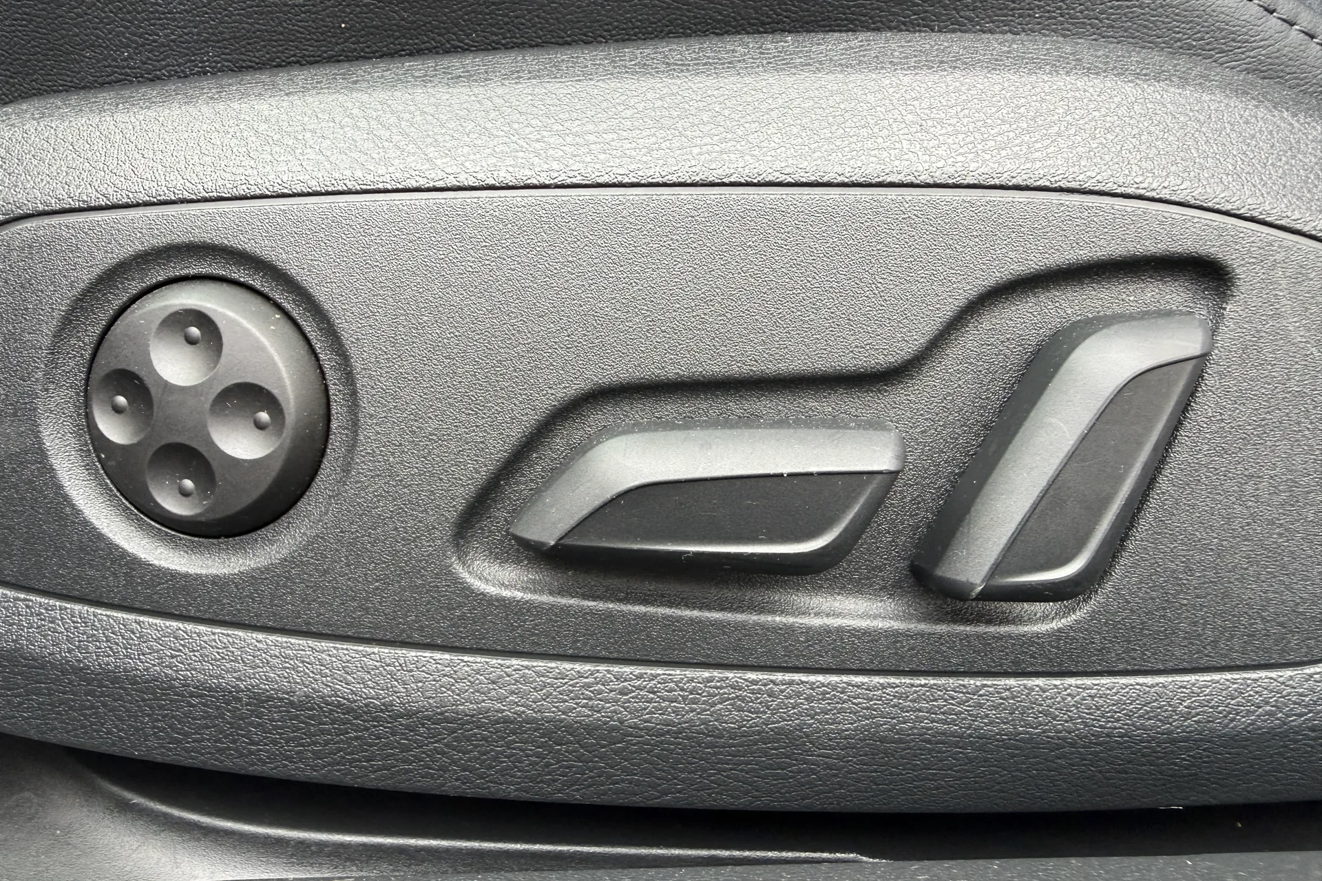 Audi A5 thumbnail image number 16