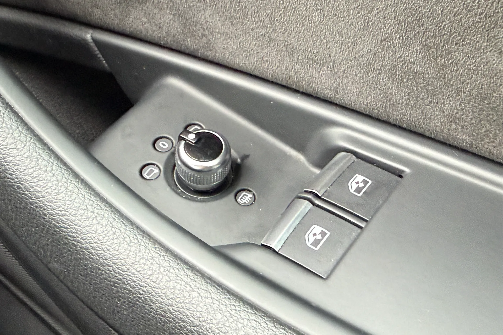 Audi A5 thumbnail image number 18