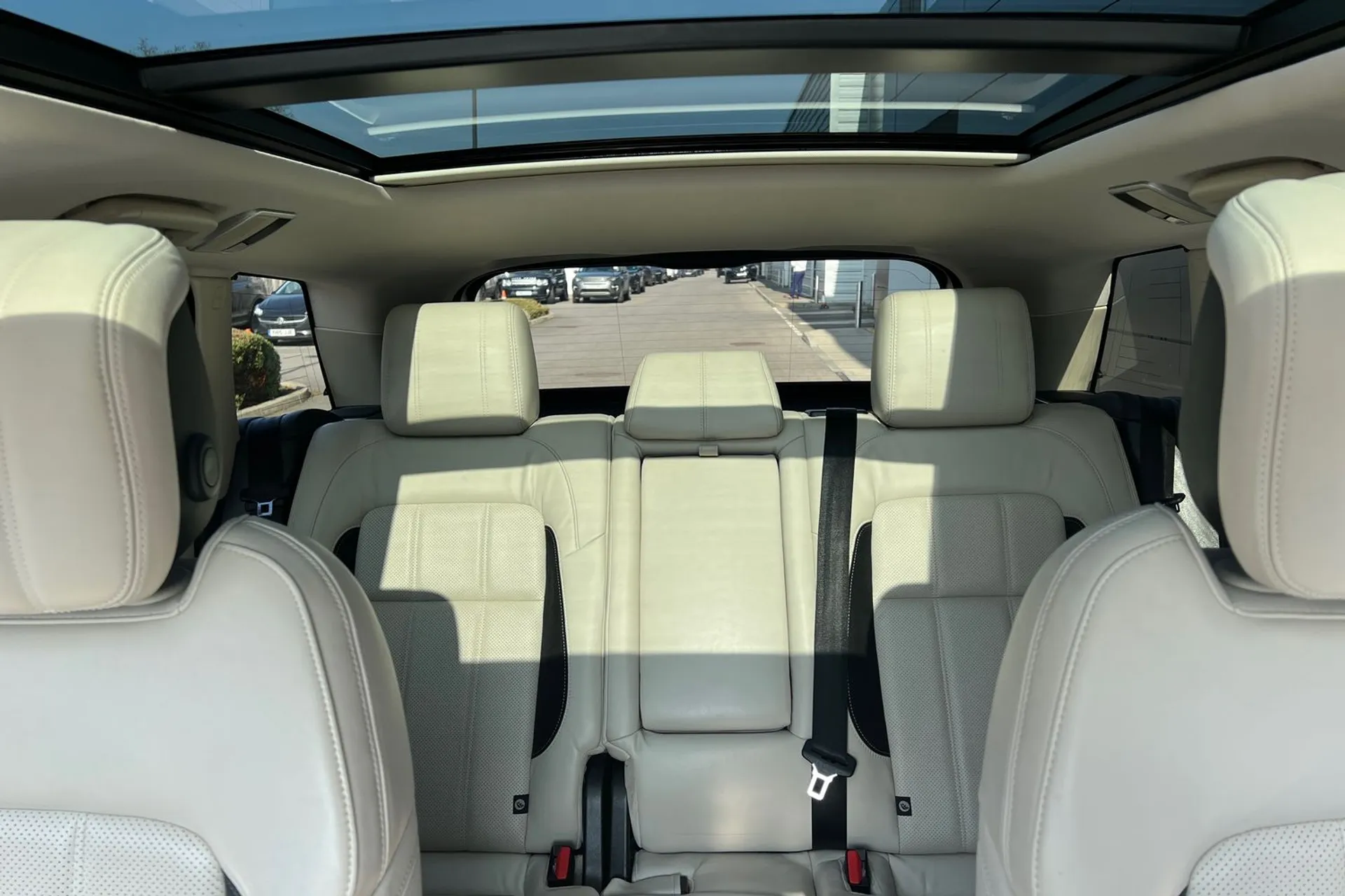 LAND ROVER RANGE ROVER SPORT thumbnail image number 35
