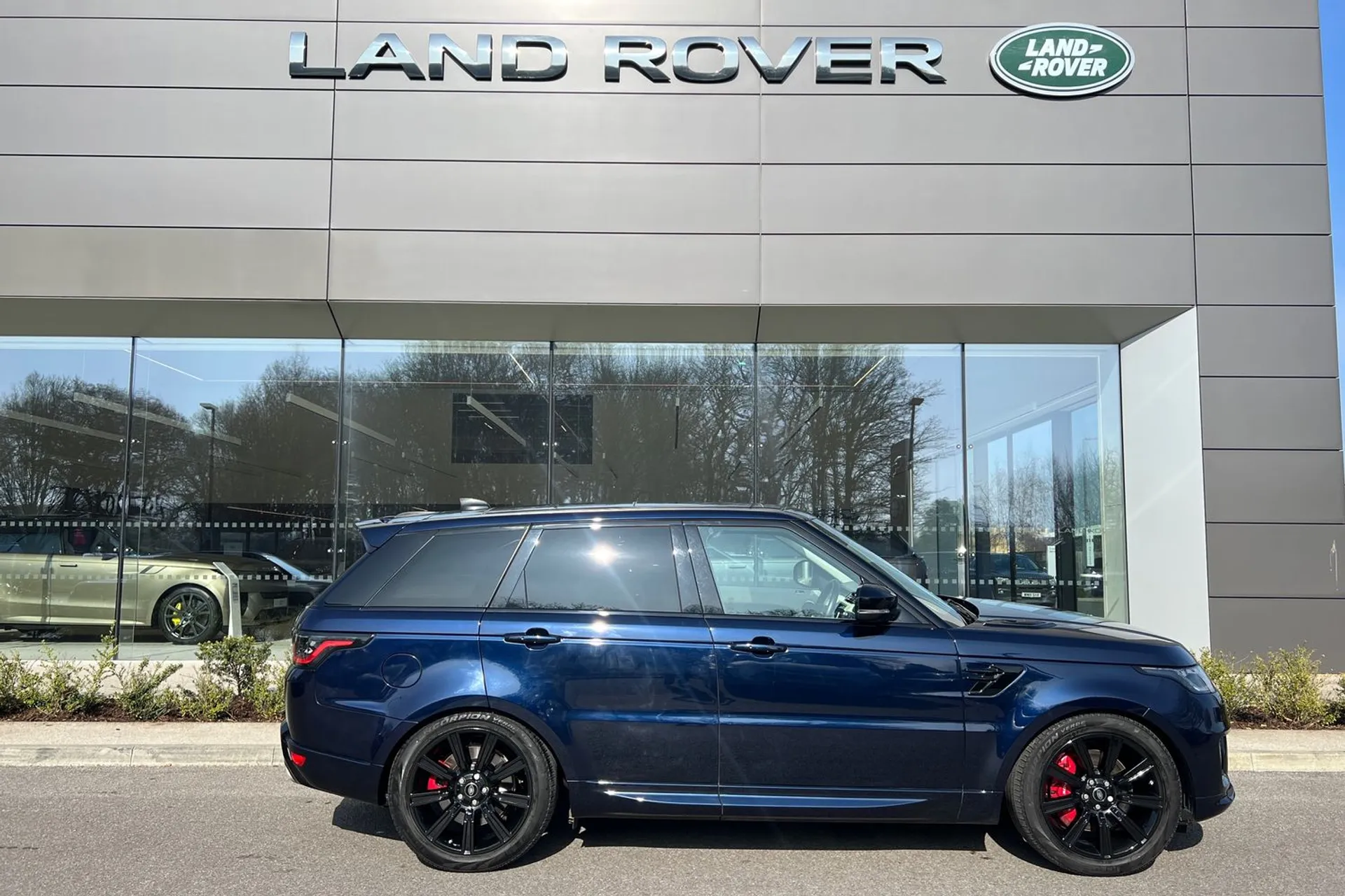 LAND ROVER RANGE ROVER SPORT thumbnail image number 2