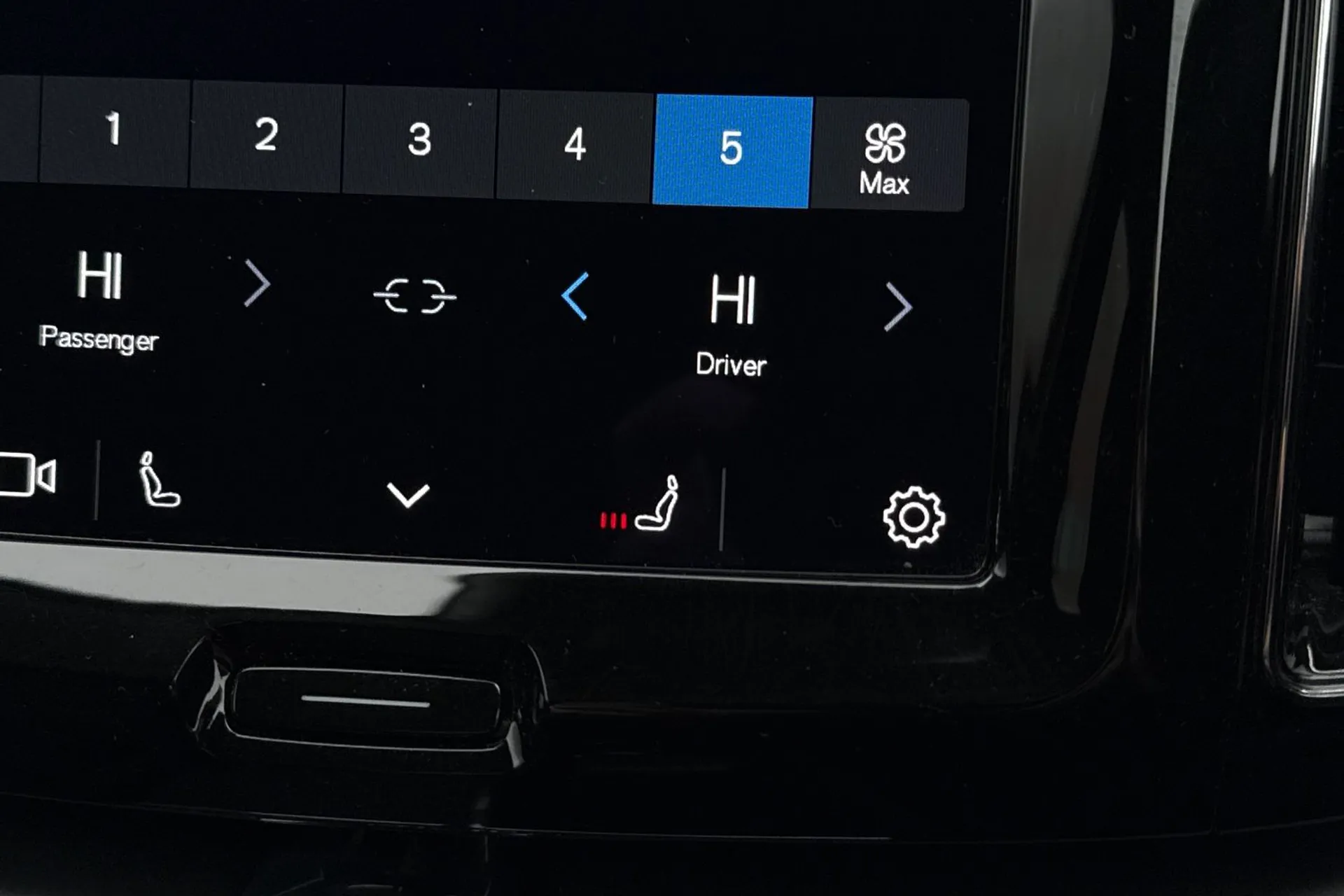 Volvo XC60 thumbnail image number 39