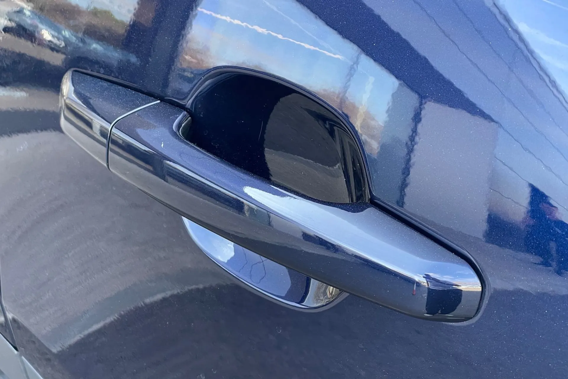 Jaguar E-PACE thumbnail image number 34