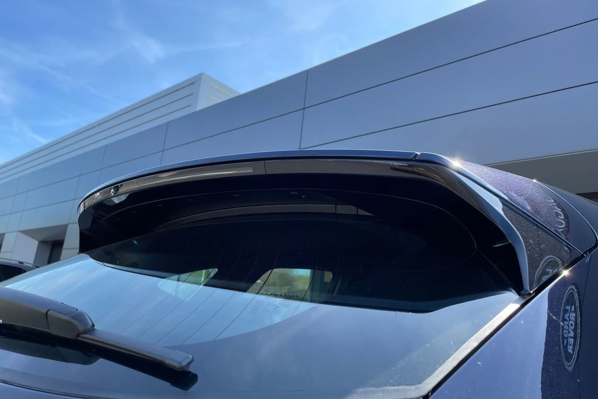 Jaguar E-PACE thumbnail image number 31