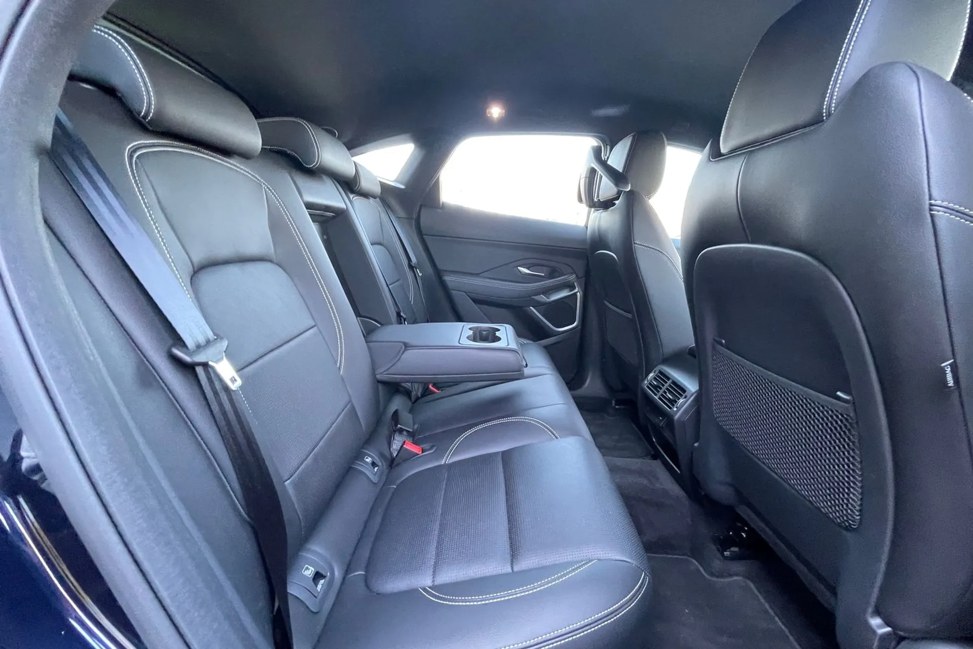 Jaguar E-PACE thumbnail image number 38