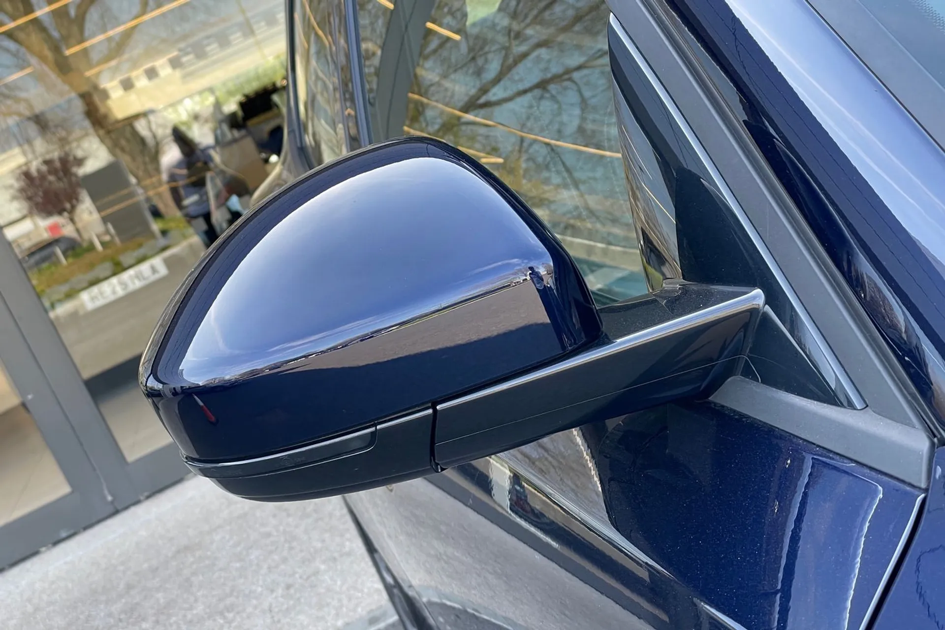 Jaguar E-PACE thumbnail image number 55