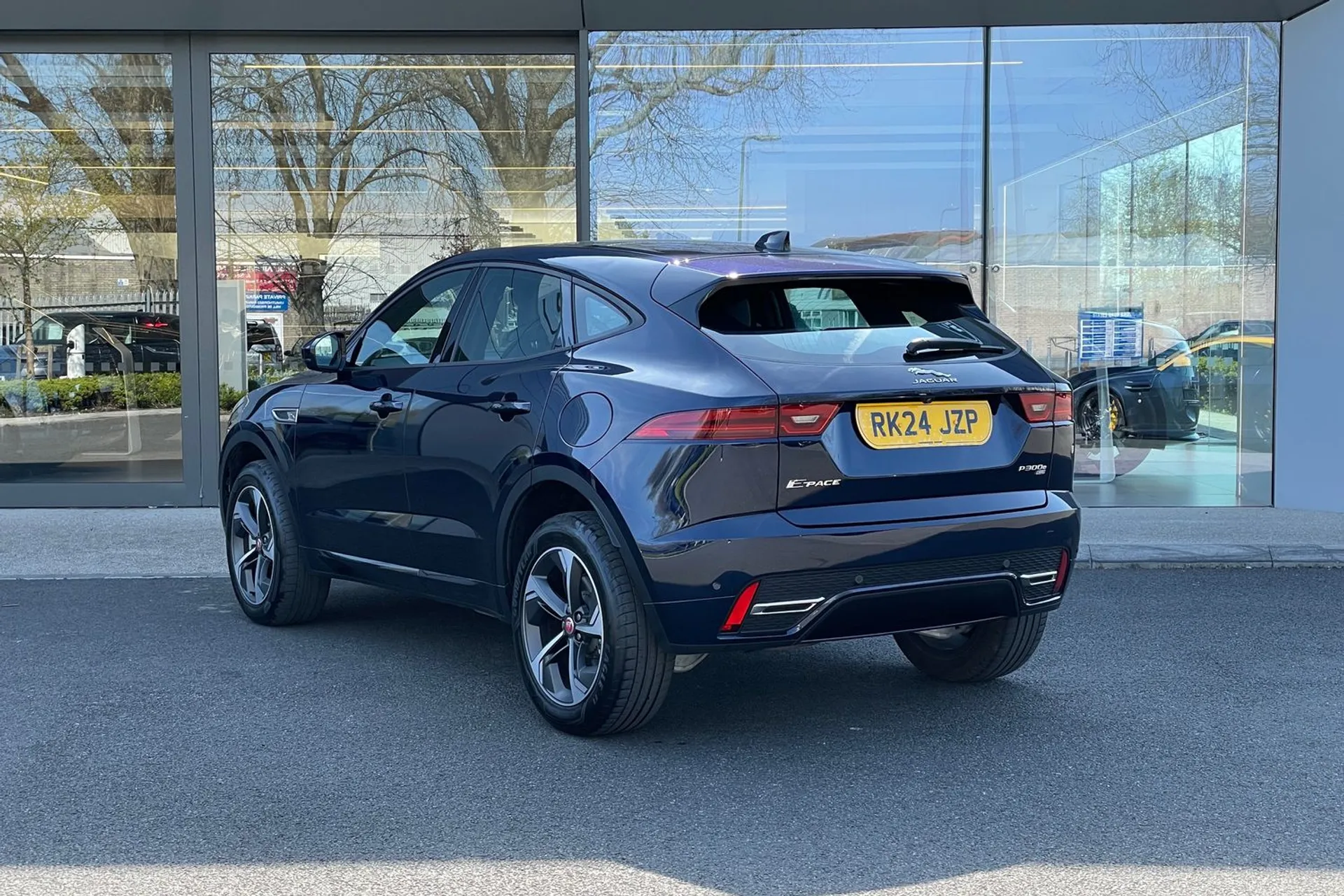 Jaguar E-PACE thumbnail image number 61