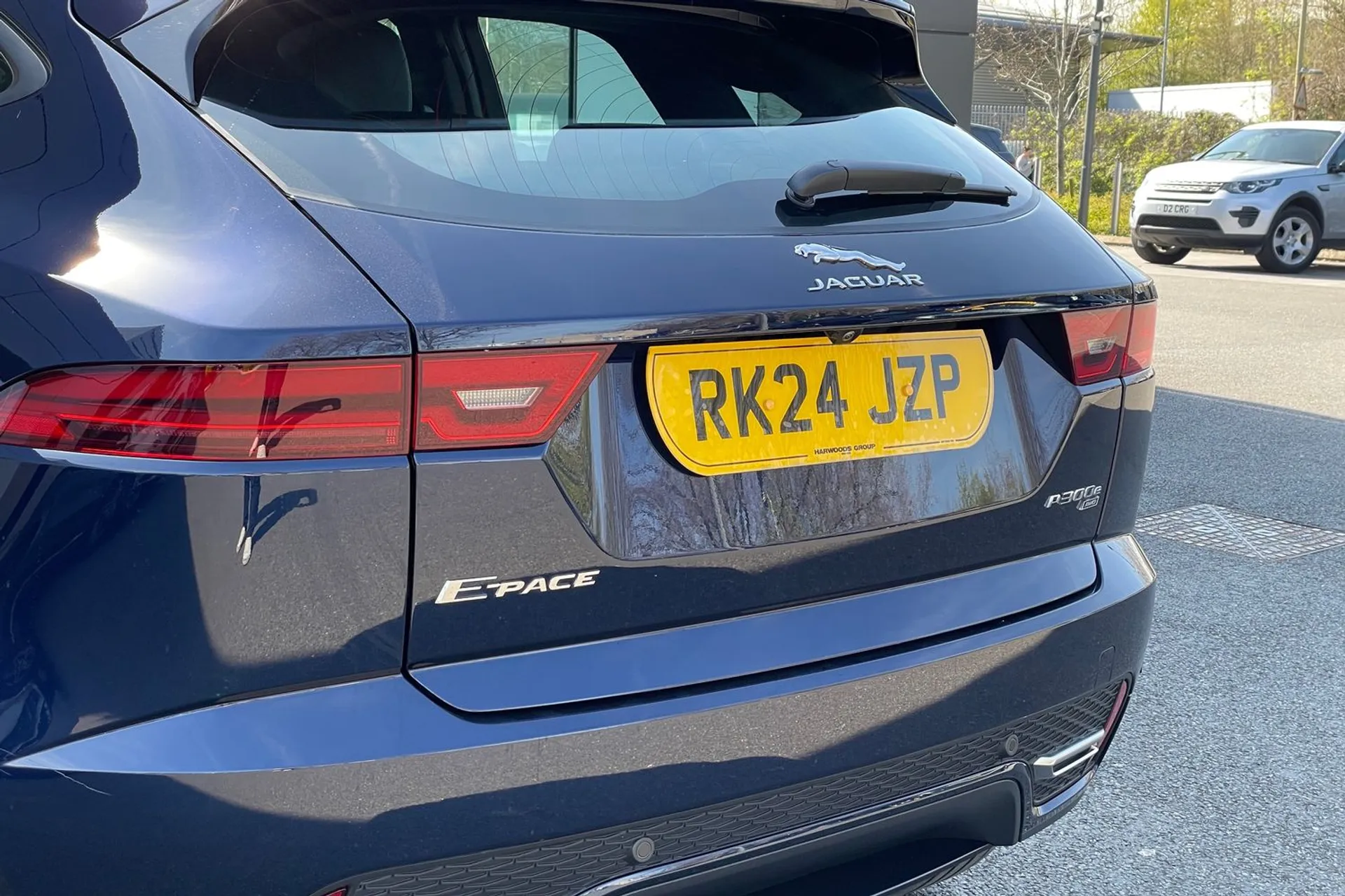 Jaguar E-PACE thumbnail image number 44