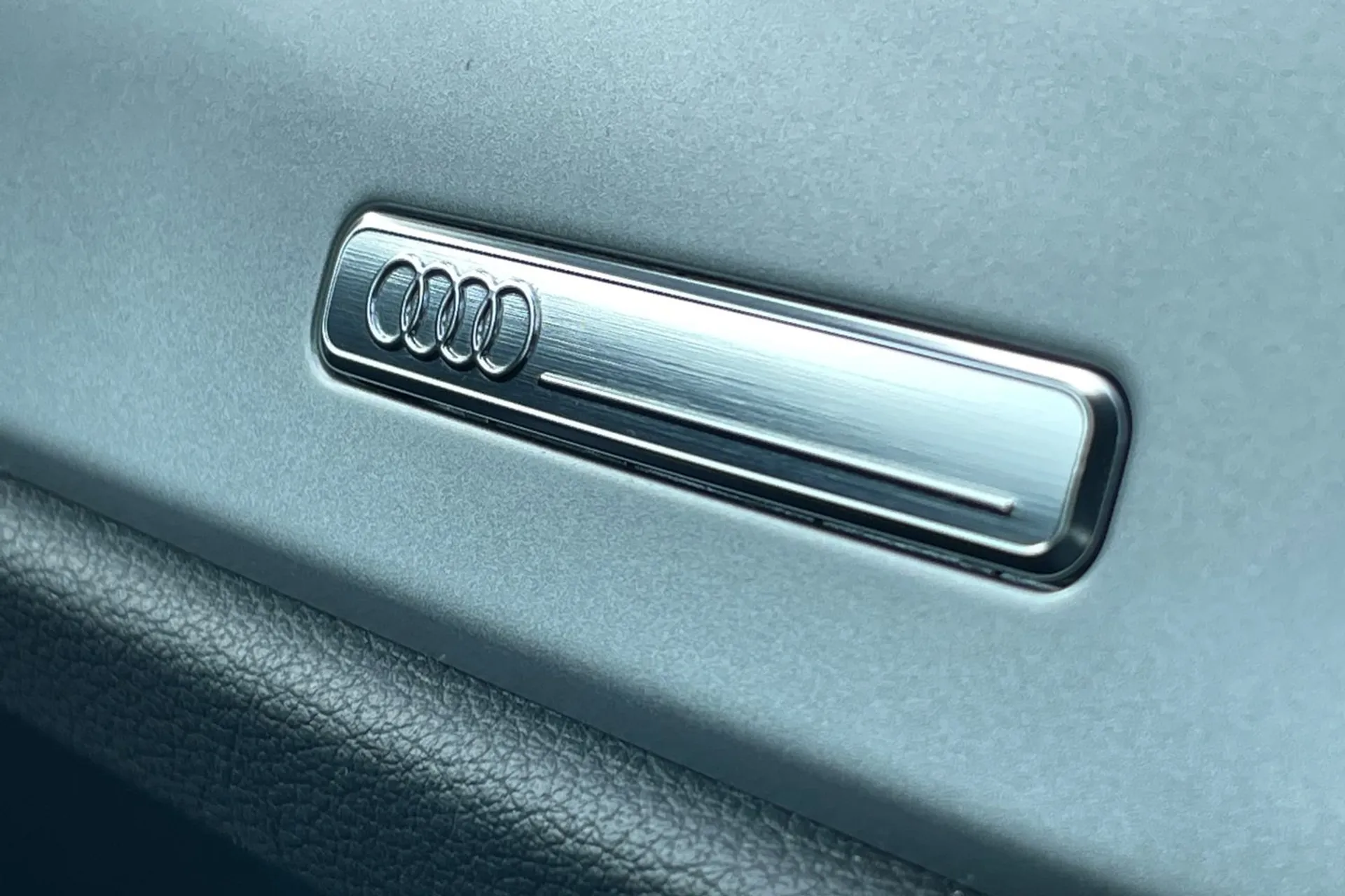 Audi Q3 thumbnail image number 56