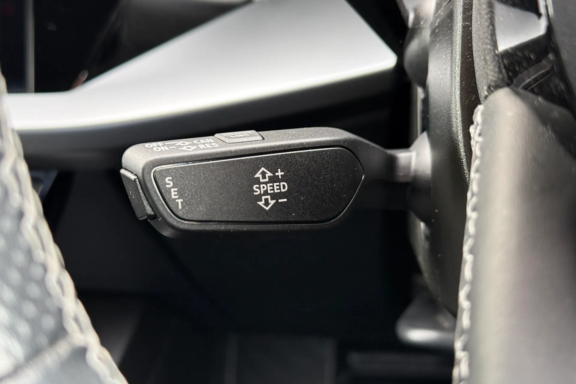 Audi A3 thumbnail image number 9
