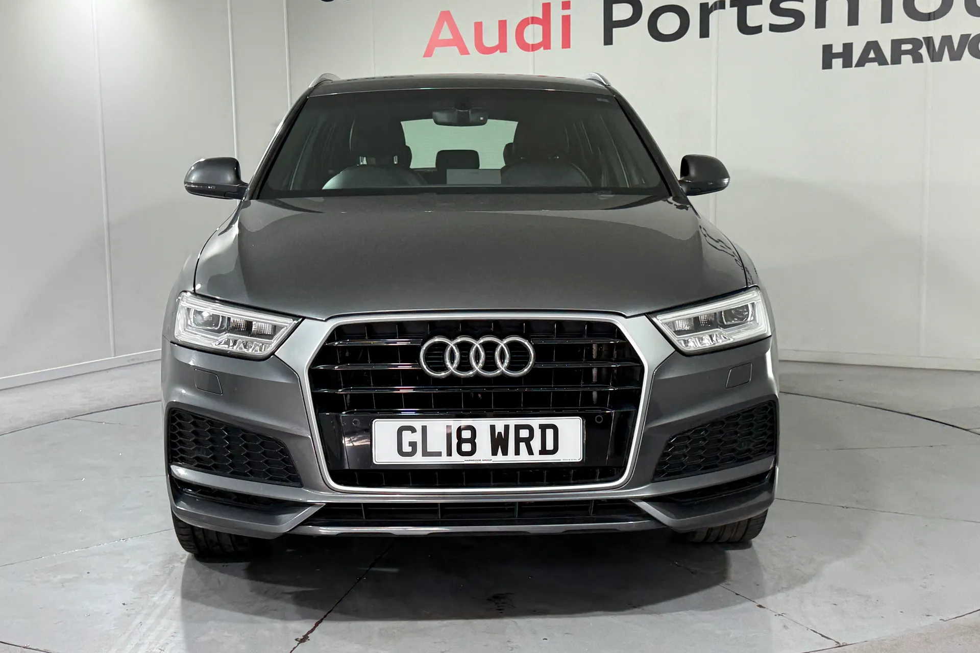 Audi Q3 thumbnail image number 5