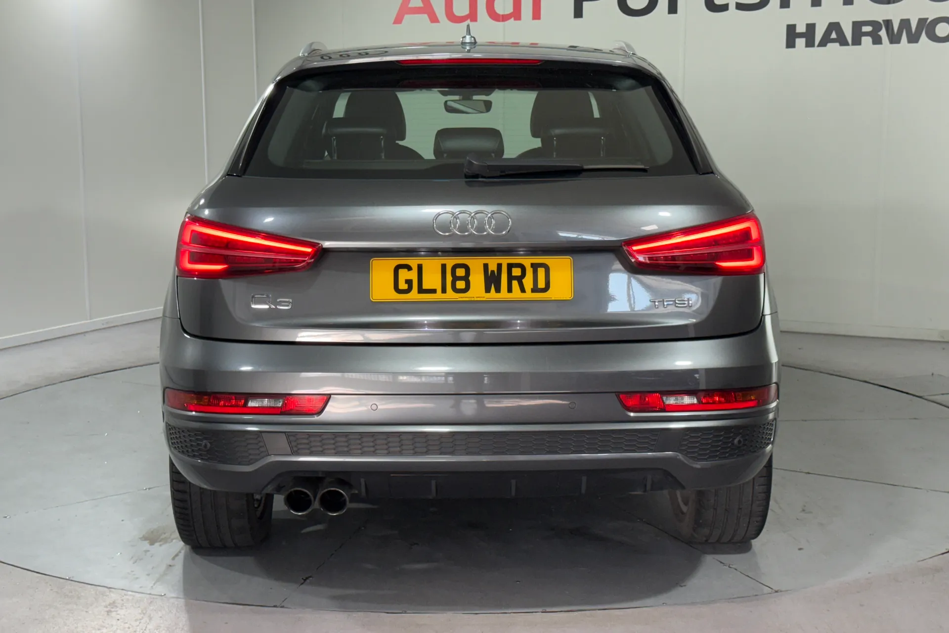 Audi Q3 thumbnail image number 8