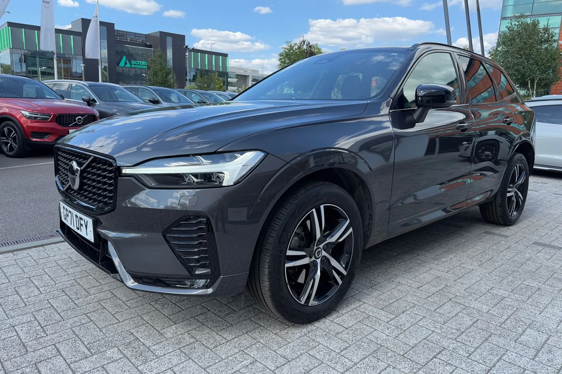 Volvo XC60 thumbnail image number 11