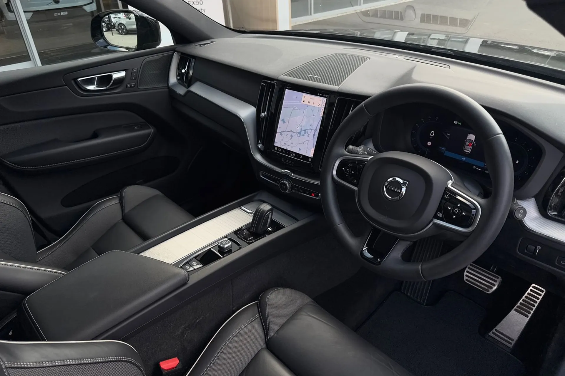 Volvo XC60 thumbnail image number 5