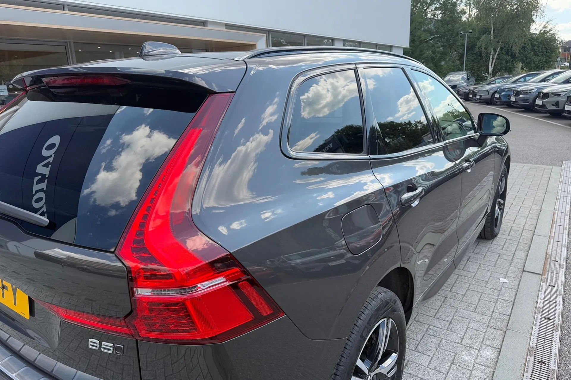 Volvo XC60 thumbnail image number 14