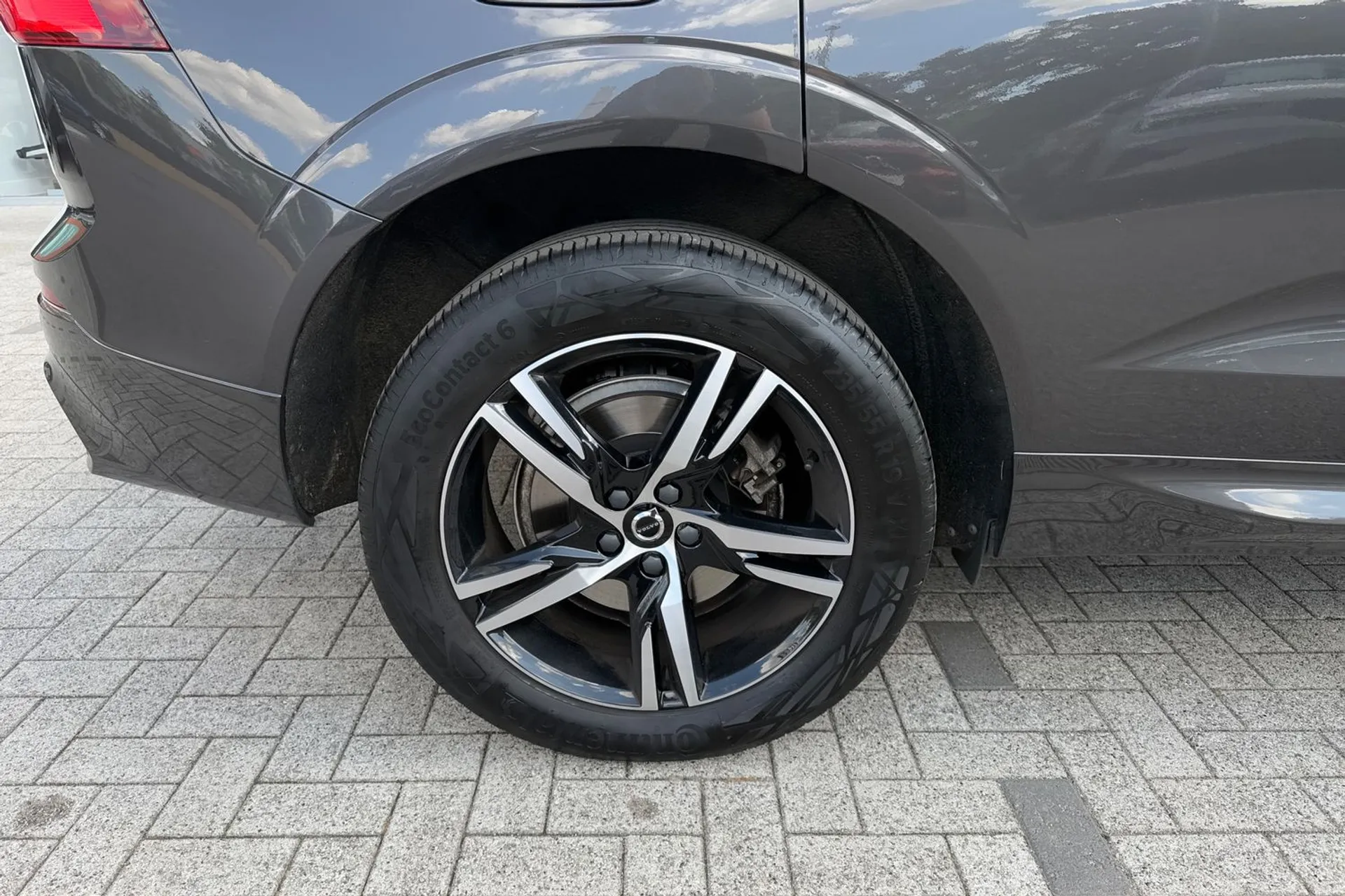 Volvo XC60 thumbnail image number 13