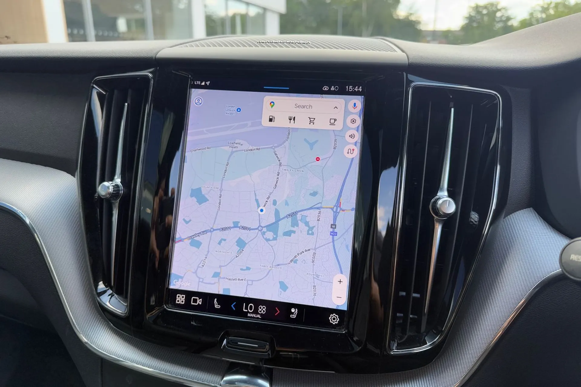 Volvo XC60 thumbnail image number 37