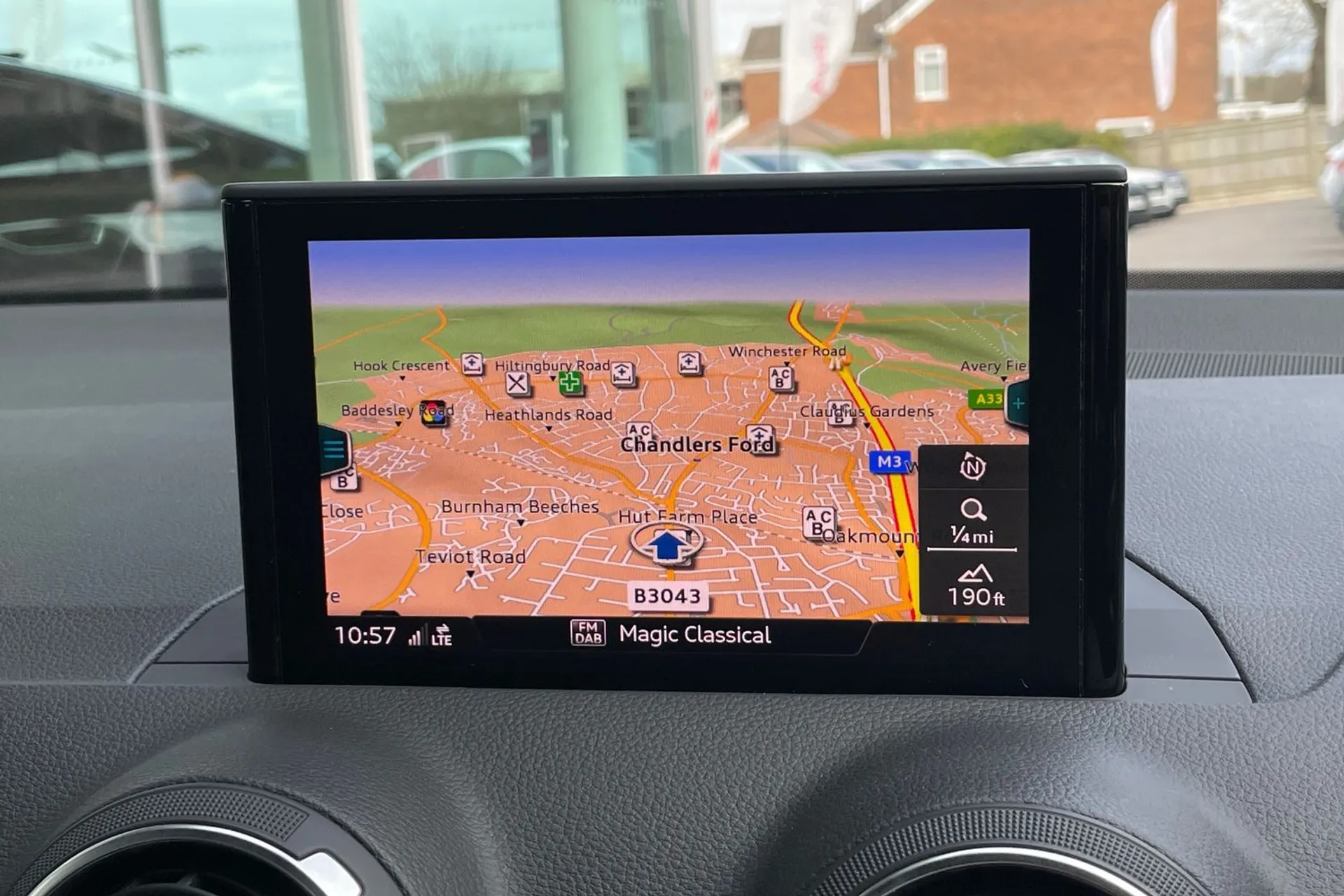 Audi Q2 thumbnail image number 4