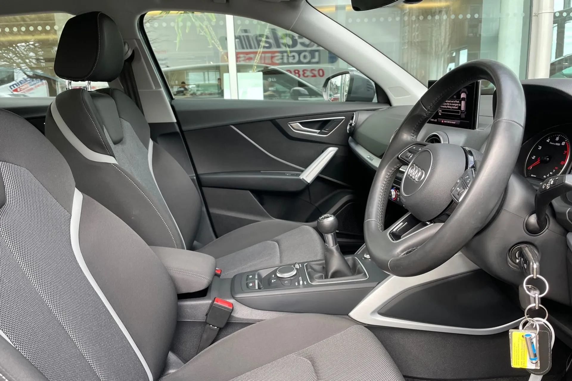 Audi Q2 thumbnail image number 24