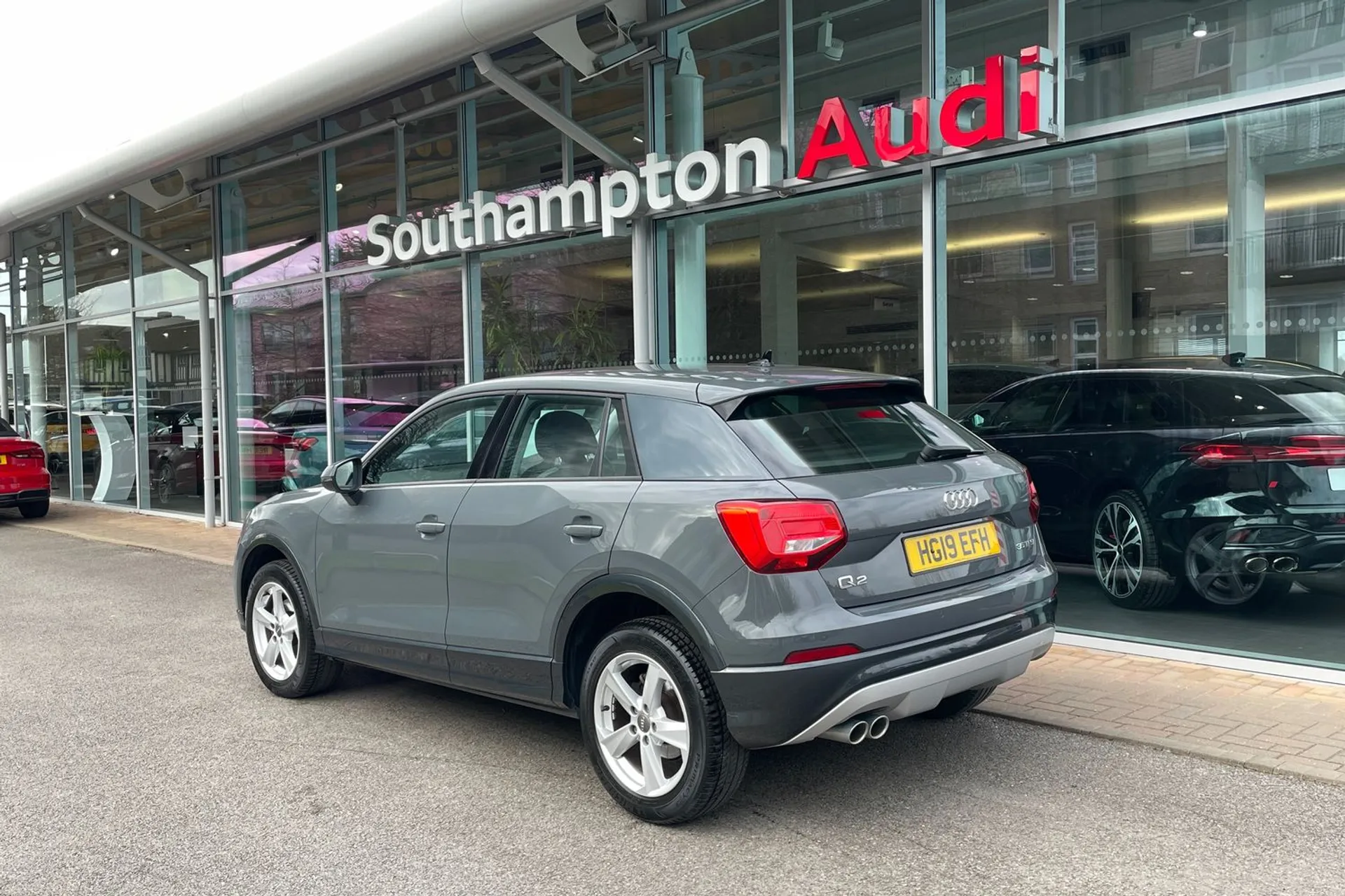 Audi Q2 thumbnail image number 8
