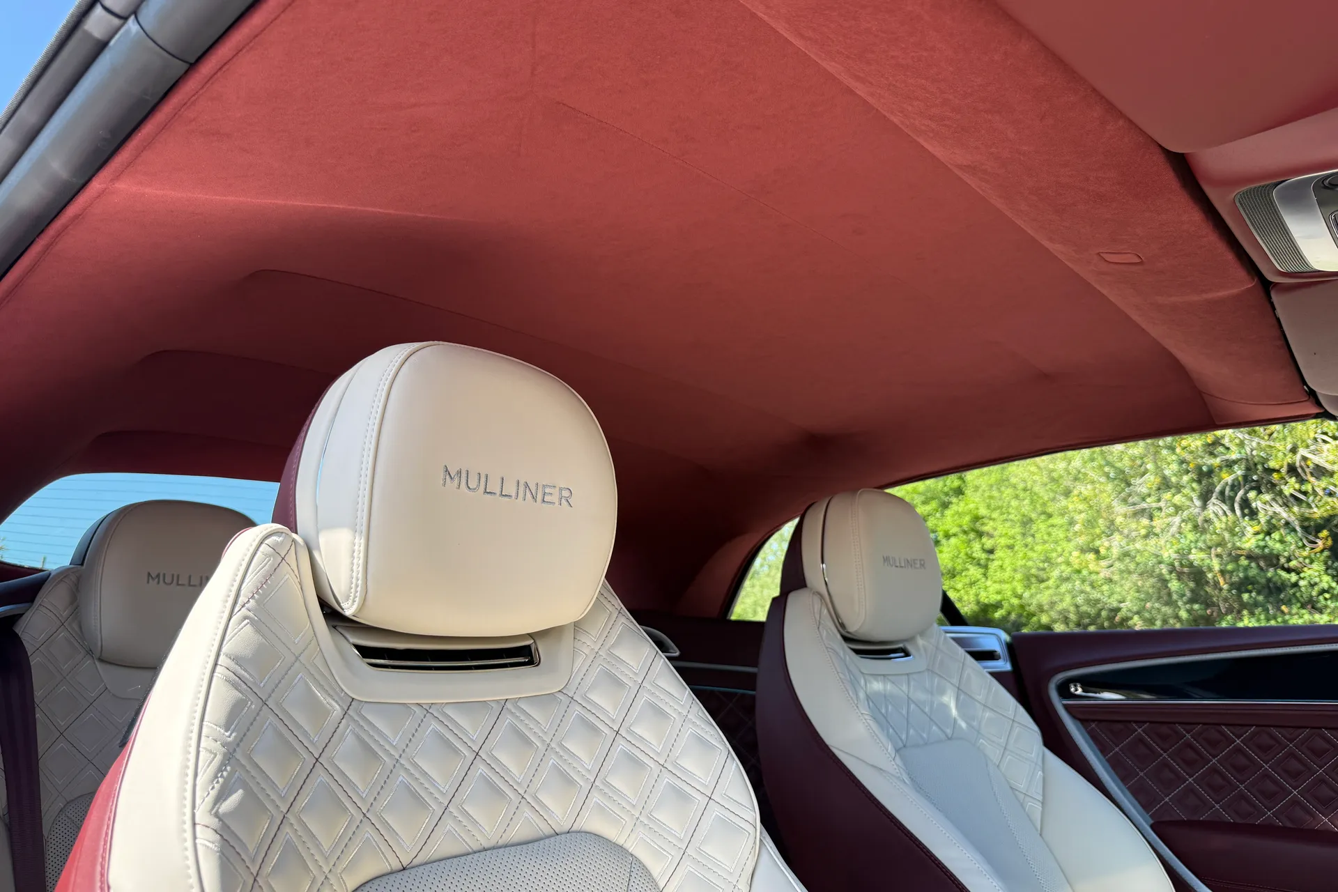 Bentley CONTINENTAL GTC thumbnail image number 42