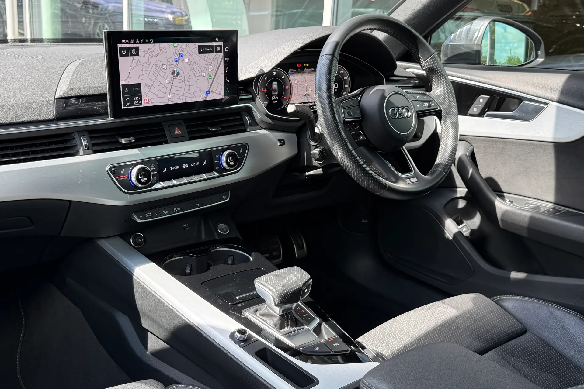 Audi A4 thumbnail image number 52