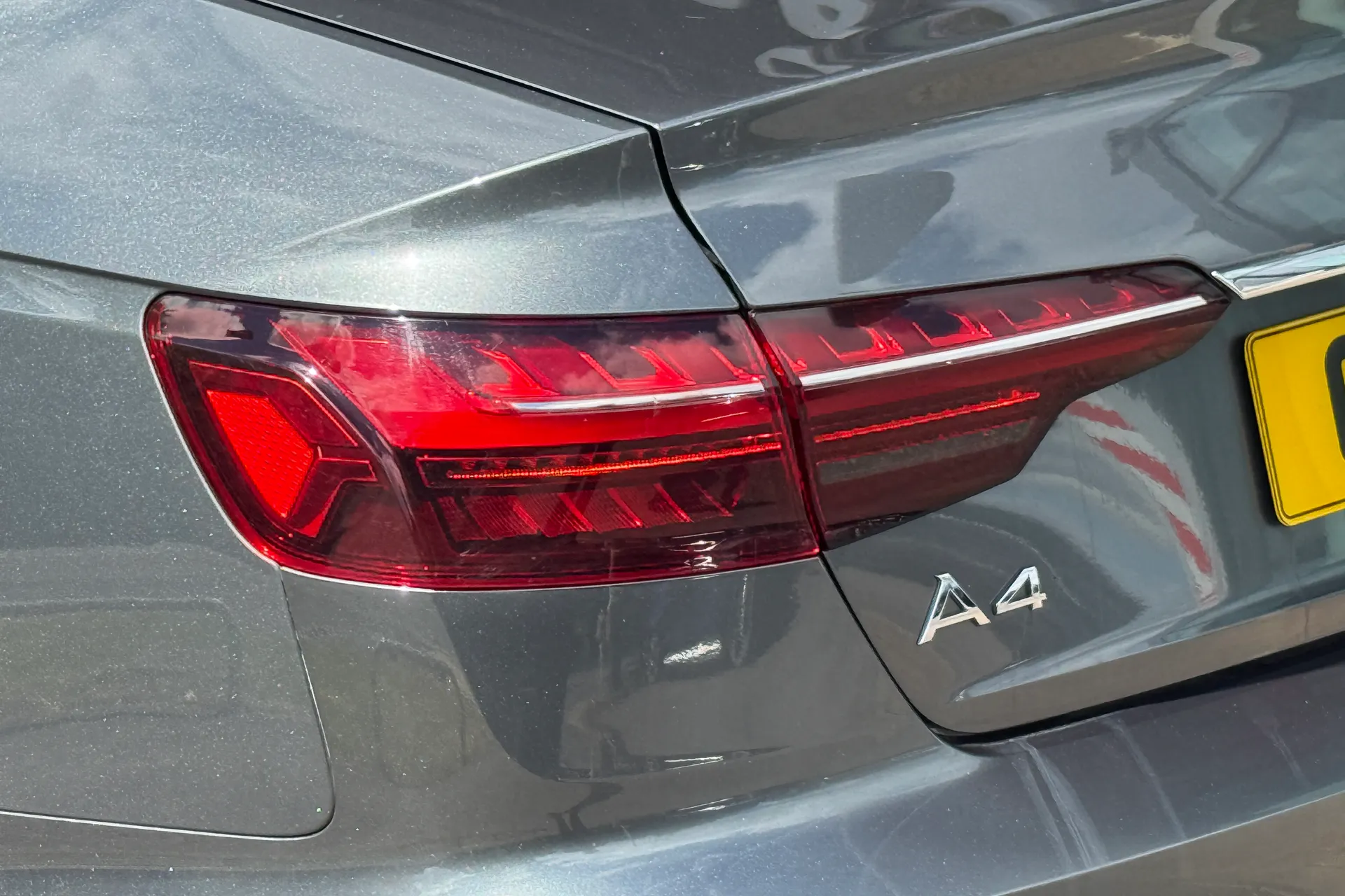 Audi A4 thumbnail image number 49