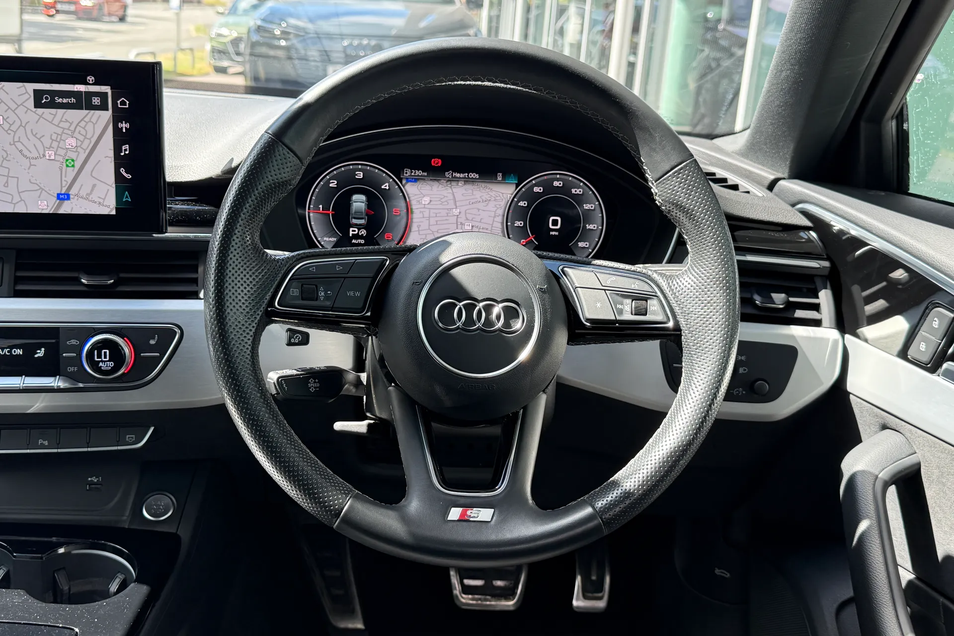 Audi A4 thumbnail image number 44