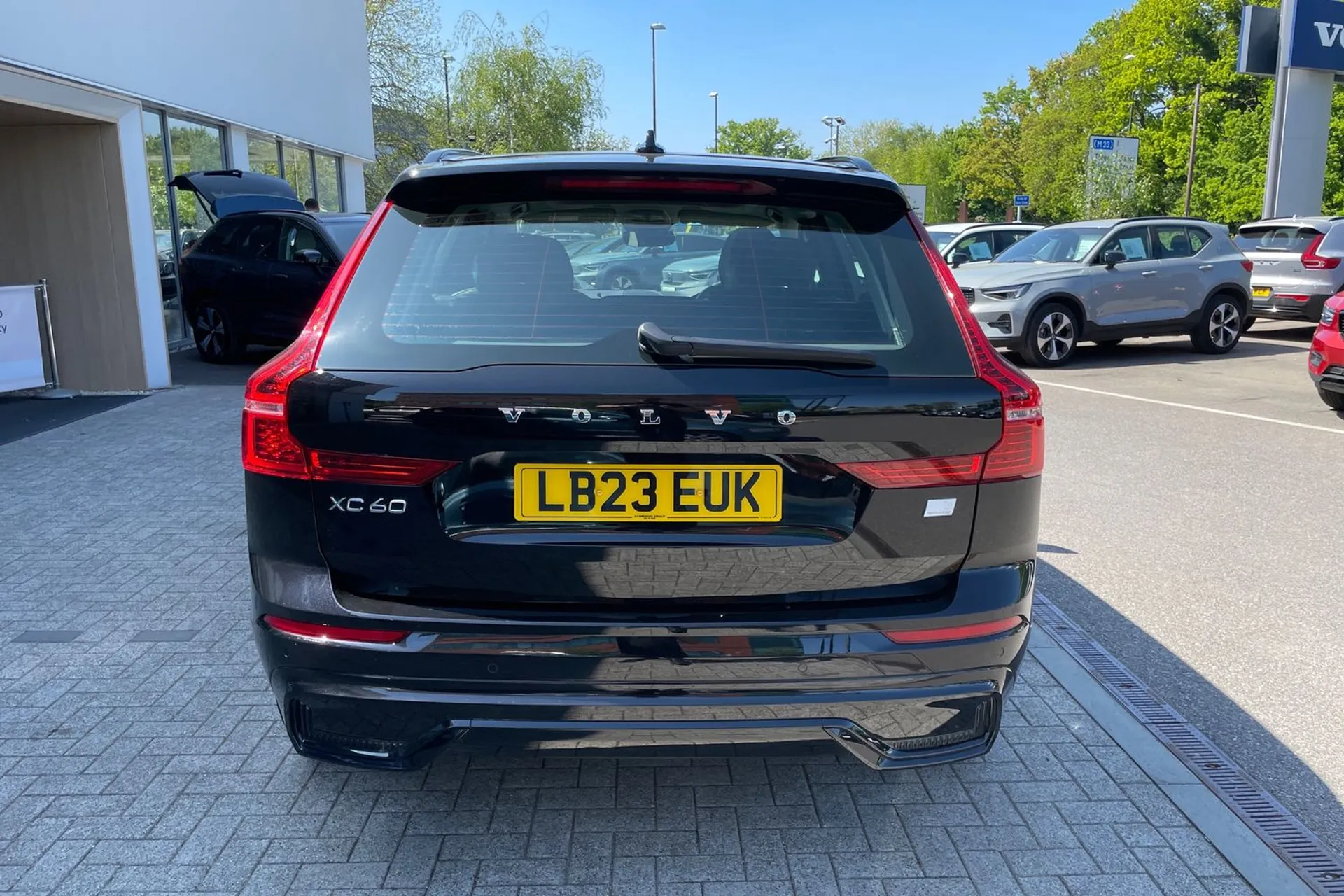 Volvo XC60 thumbnail image number 8