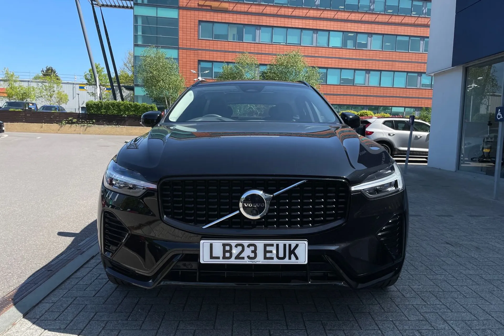 Volvo XC60 thumbnail image number 12
