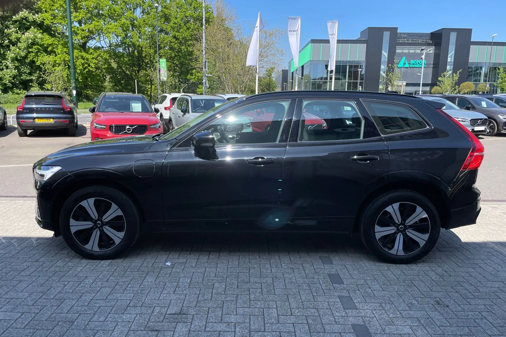 Volvo XC60 thumbnail image number 10