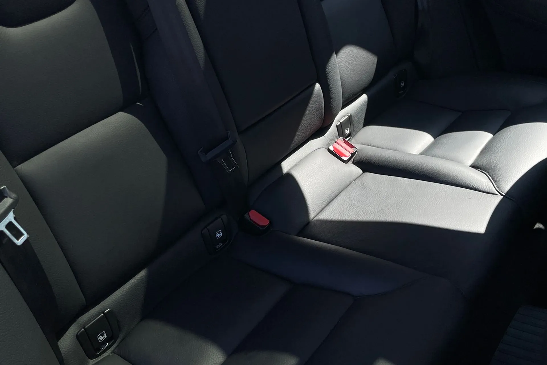 Volvo XC60 thumbnail image number 24